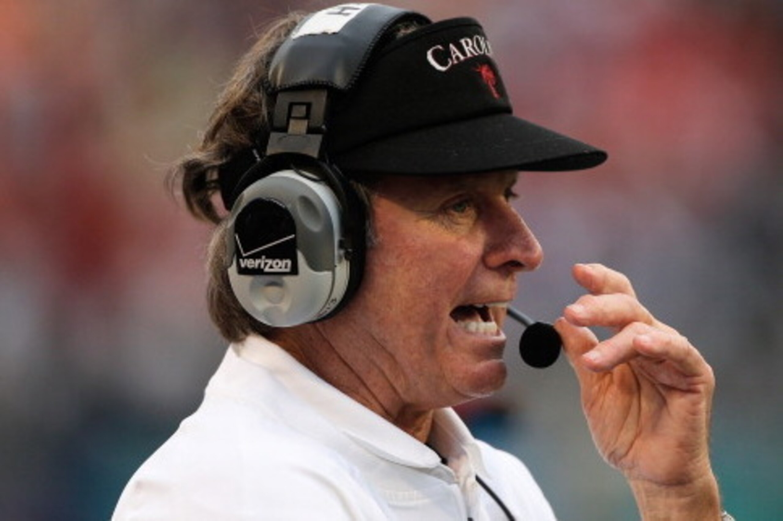 ORLANDO, FL - JANUARY 01:  Head coach Steve Spurrier of the South Carolina Gamecocks waits on the field during their game against the Wisconsin Badgers at the Capital One Bowl on January 1, 2014 in Orlando, Florida.  (Photo by Scott Halleran/Getty Images)