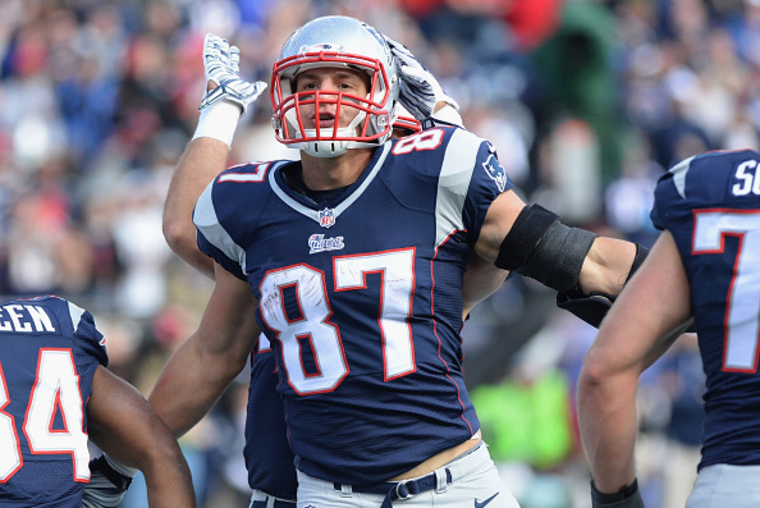 FOXBORO, MA - OCTOBER 26:  Rob Gronkowski #87 of the New England Patriots reacts after catching a touchdown pass during the second quarter against the Chicago Bears at Gillette Stadium on October 26, 2014 in Foxboro, Massachusetts.  (Photo by Darren McCol