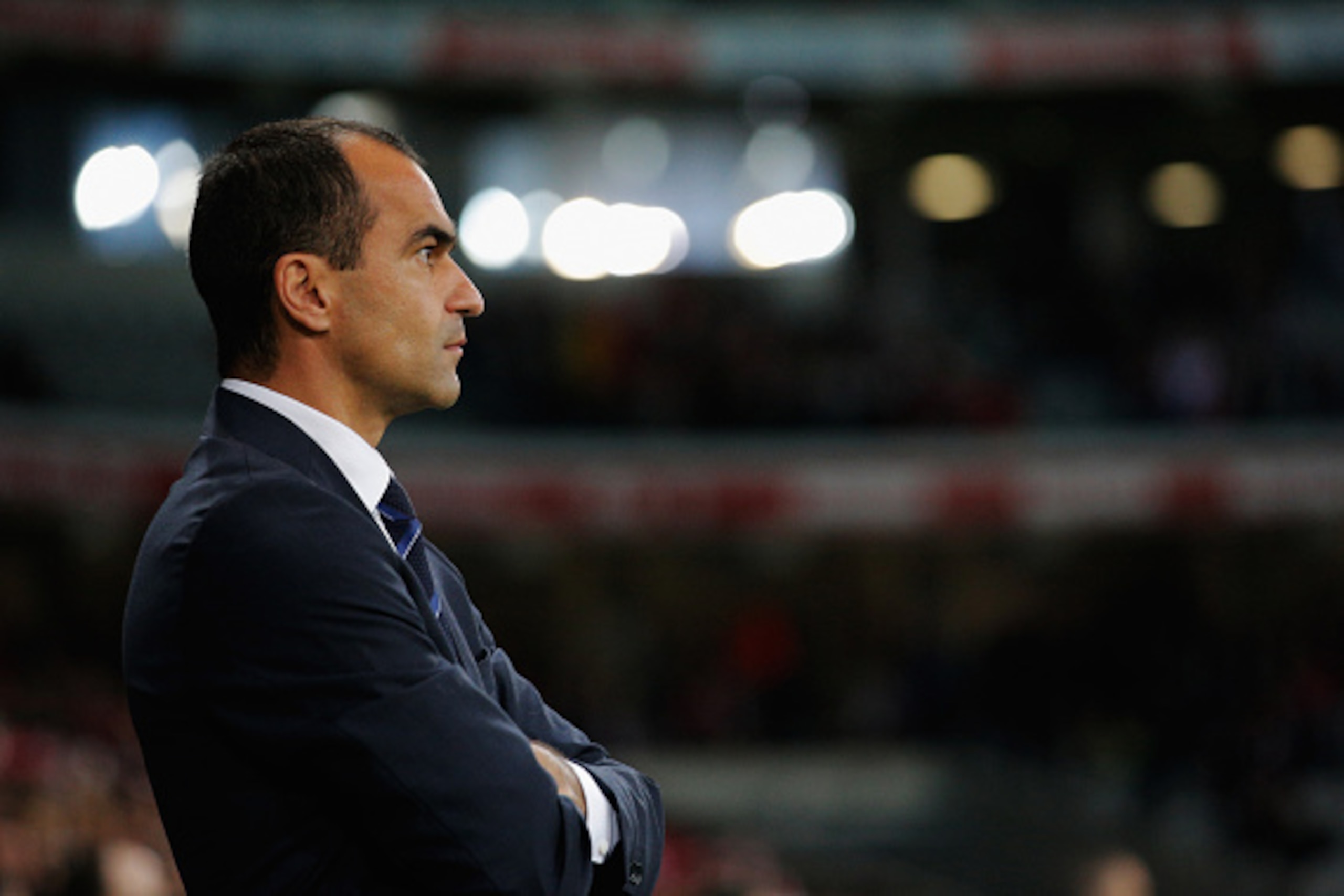 LILLE, FRANCE - OCTOBER 23:  Roberto Martinez manager of Everton looks on during the UEFA Europa League Group H match between LOSC Lille and Everton at Grand Stade Lille Metropole on October 23, 2014 in Lille, France.  (Photo by Dean Mouhtaropoulos/Getty 