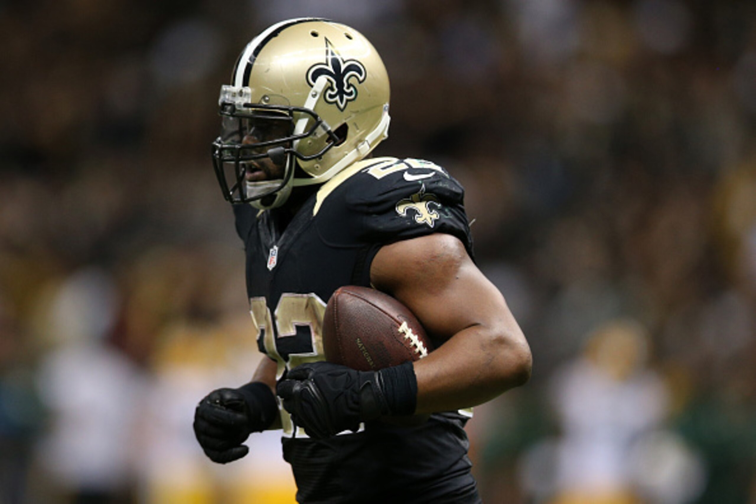 NEW ORLEANS, LA - OCTOBER 26:   Mark Ingram #22 of the New Orleans Saints against the Green Bay Packers at Mercedes-Benz Superdome on October 26, 2014 in New Orleans, Louisiana.  (Photo by Chris Graythen/Getty Images)