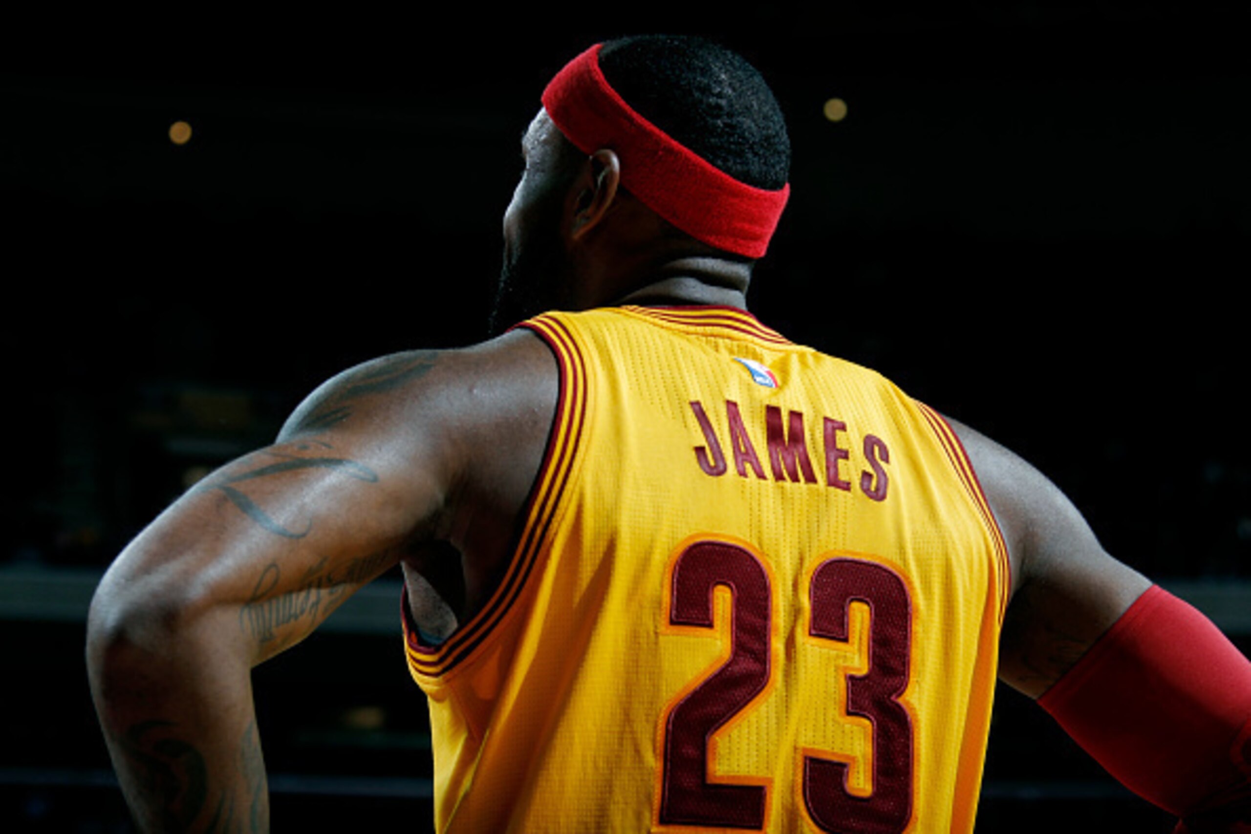 CLEVELAND, OH - OCTOBER 17: LeBron James #23 of the Cleveland Cavaliers stands on the court during a game against the Dallas Mavericks at The Quicken Loans Arena on October 17, 2014 in Cleveland, Ohio. NOTE TO USER: User expressly acknowledges and agrees 