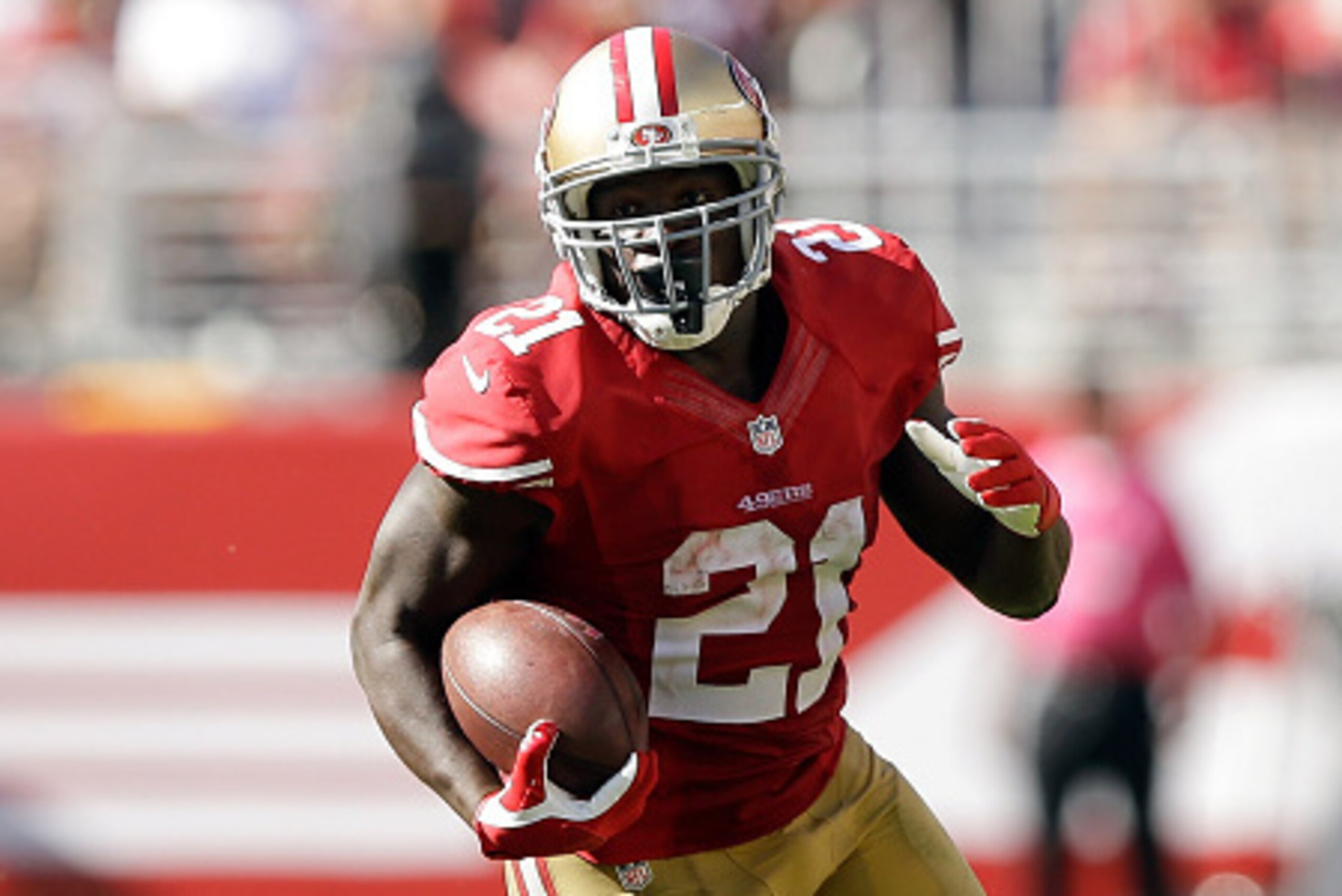 SANTA CLARA, CA - OCTOBER 05:  Frank Gore #21 of the San Francisco 49ers in action against the Kansas City Chiefs at Levi's Stadium on October 5, 2014 in Santa Clara, California.  (Photo by Ezra Shaw/Getty Images)