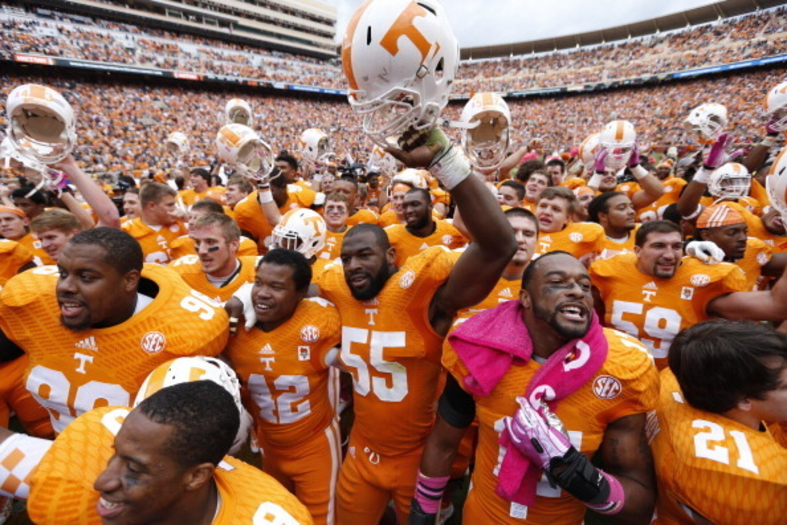 KNOXVILLE, TN - OCTOBER 19: Tennessee Volunteers players celebrate after the game against the South Carolina Gamecocks at Neyland Stadium on October 19, 2013 in Knoxville, Tennessee. Tennessee won 23-21. (Photo by Joe Robbins/Getty Images)
