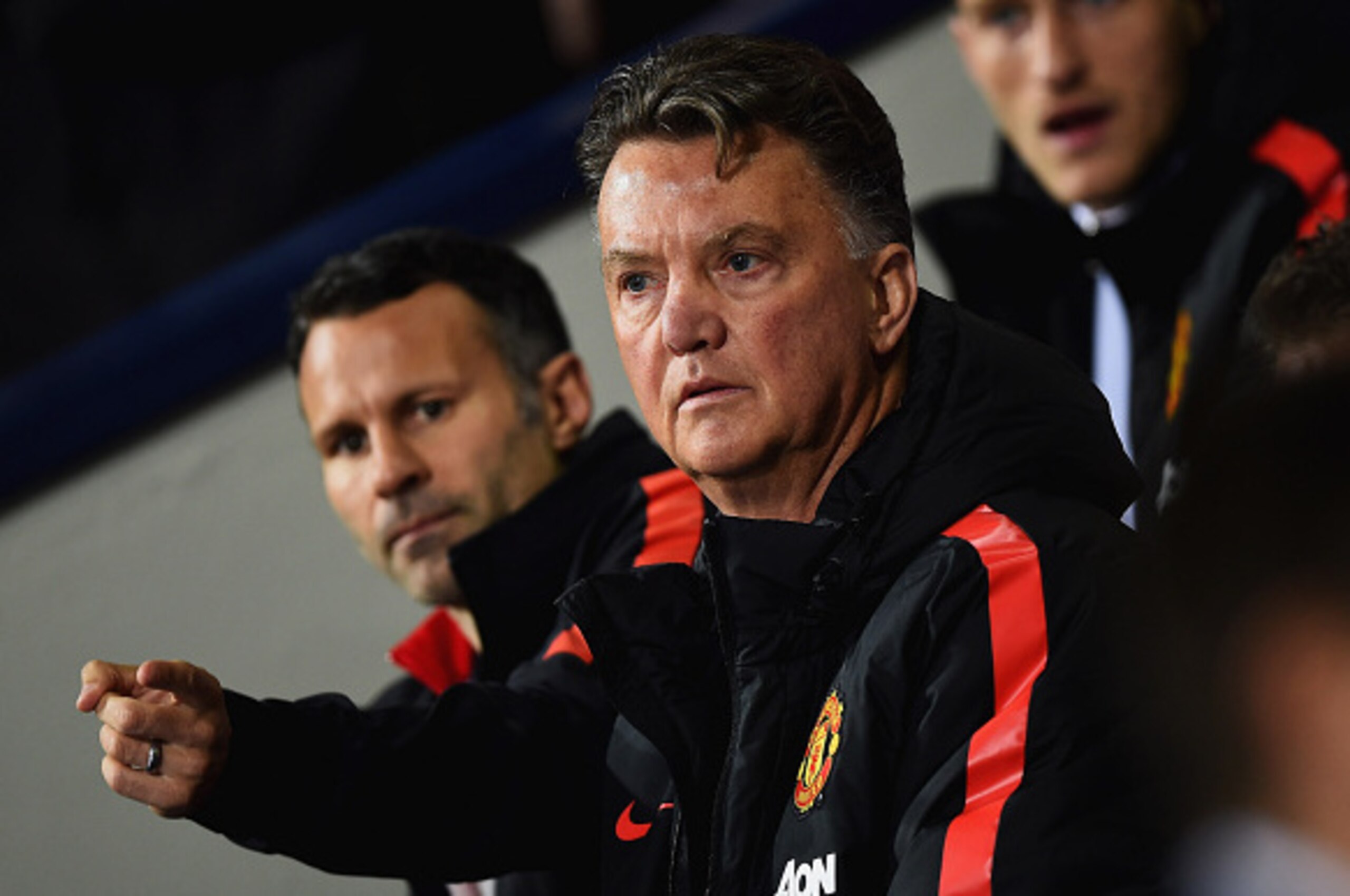 WEST BROMWICH, ENGLAND - OCTOBER 20: Louis van Gaal manager of Manchester United and assistant Ryan Giggs look on from the bench during the Barclays Premier League match between West Bromwich Albion and Manchester United at The Hawthorns on October 20, 2 WEST BROMWICH, ENGLAND - OCTOBER 20: Louis van Gaal manager of Manchester United and assistant Ryan Giggs look on from the bench during the Barclays Premier League match between West Bromwich Albion and Manchester United at The Hawthorns on October 20, 2