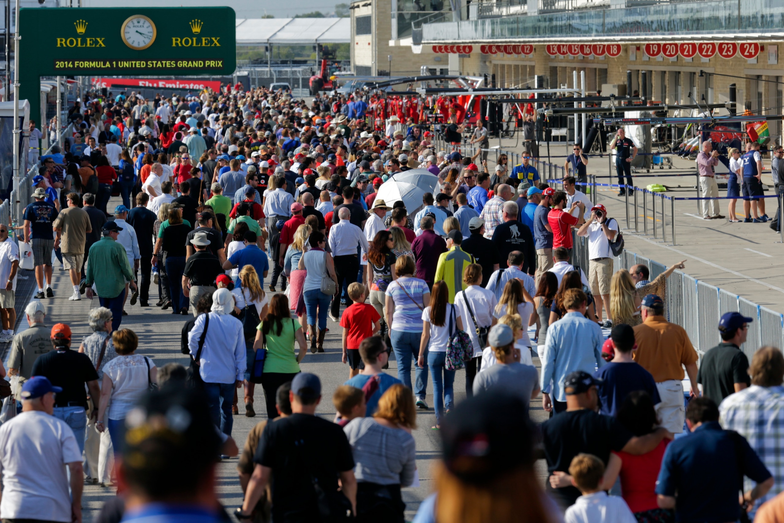 Thousands of fans showed up for the Thursday pit walk at the Circuit of the Americas.