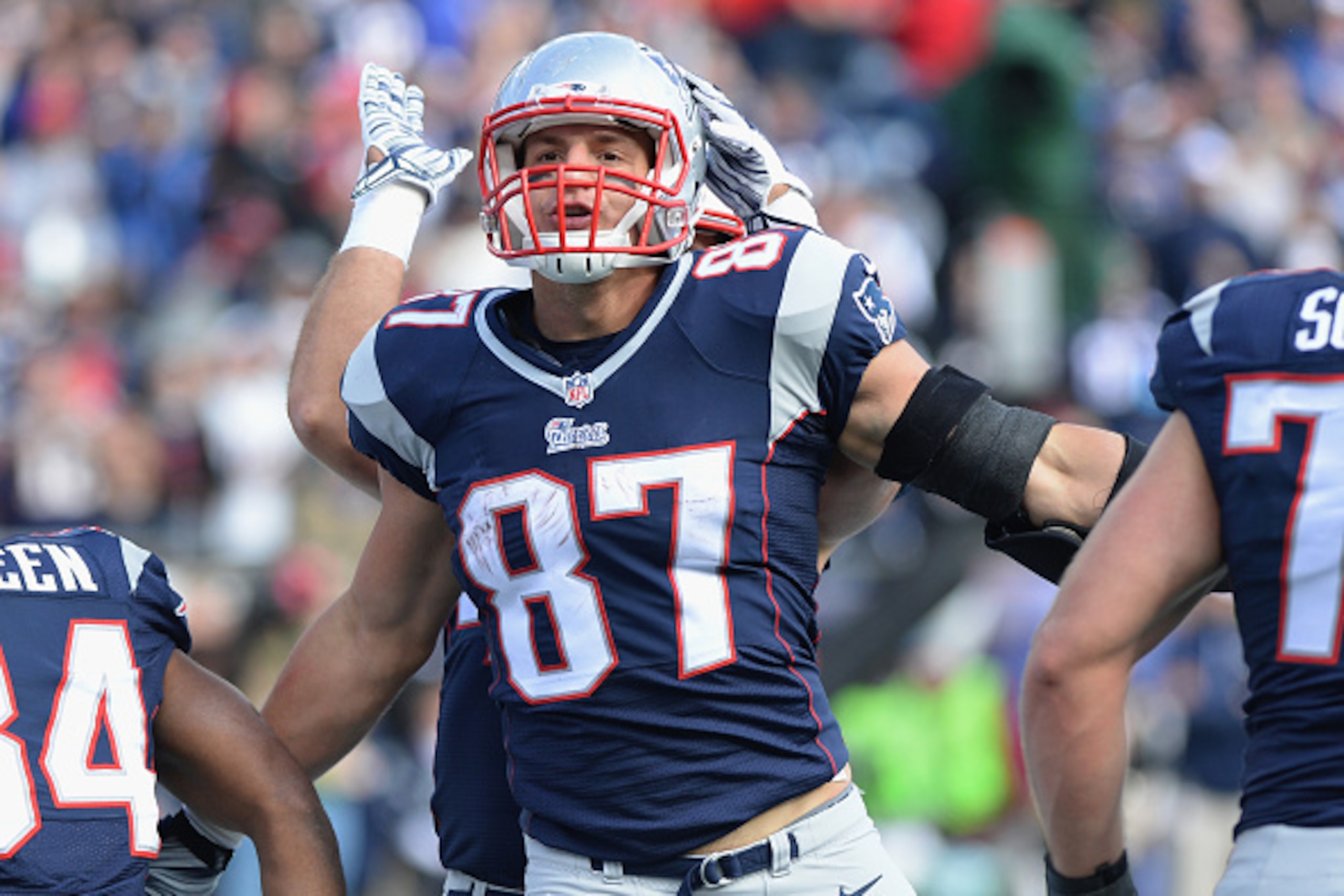 FOXBORO, MA - OCTOBER 26: Rob Gronkowski #87 of the New England Patriots reacts after catching a touchdown pass during the second quarter against the Chicago Bears at Gillette Stadium on October 26, 2014 in Foxboro, Massachusetts. (Photo by Darren McCol FOXBORO, MA - OCTOBER 26: Rob Gronkowski #87 of the New England Patriots reacts after catching a touchdown pass during the second quarter against the Chicago Bears at Gillette Stadium on October 26, 2014 in Foxboro, Massachusetts. (Photo by Darren McCol