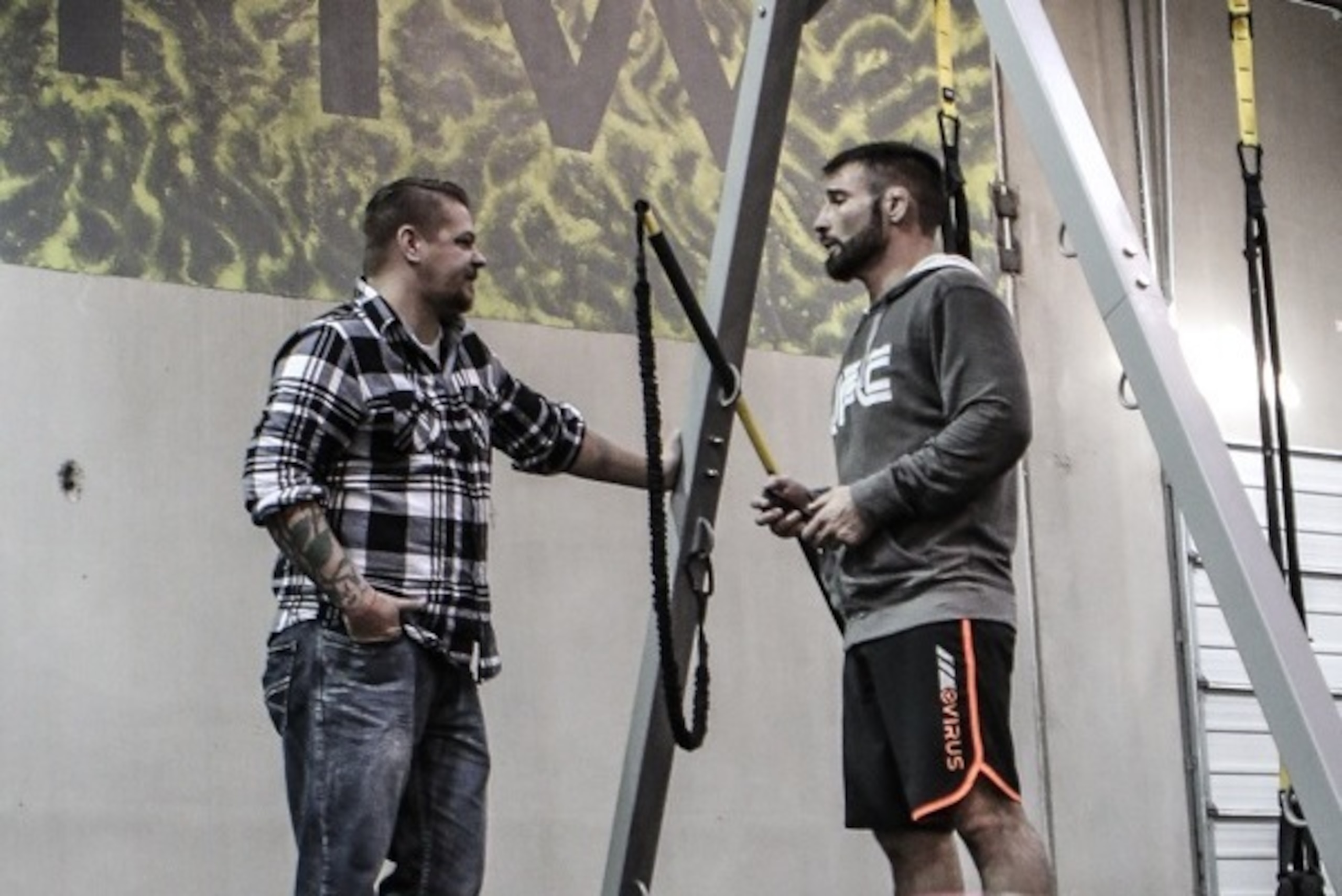 Interviewing Vallie-Flagg after striking session with Mike Winkeljohn