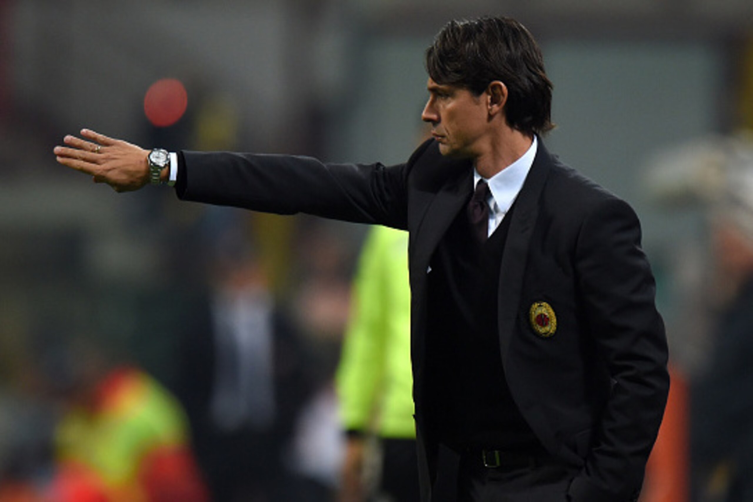 MILAN, ITALY - NOVEMBER 02:  Headm coach Filippo Inzaghi of Milan issues instructions during the Serie A match between AC Milan and US Citta di Palermo at Stadio Giuseppe Meazza on November 2, 2014 in Milan, Italy.  (Photo by Tullio M. Puglia/Getty Images
