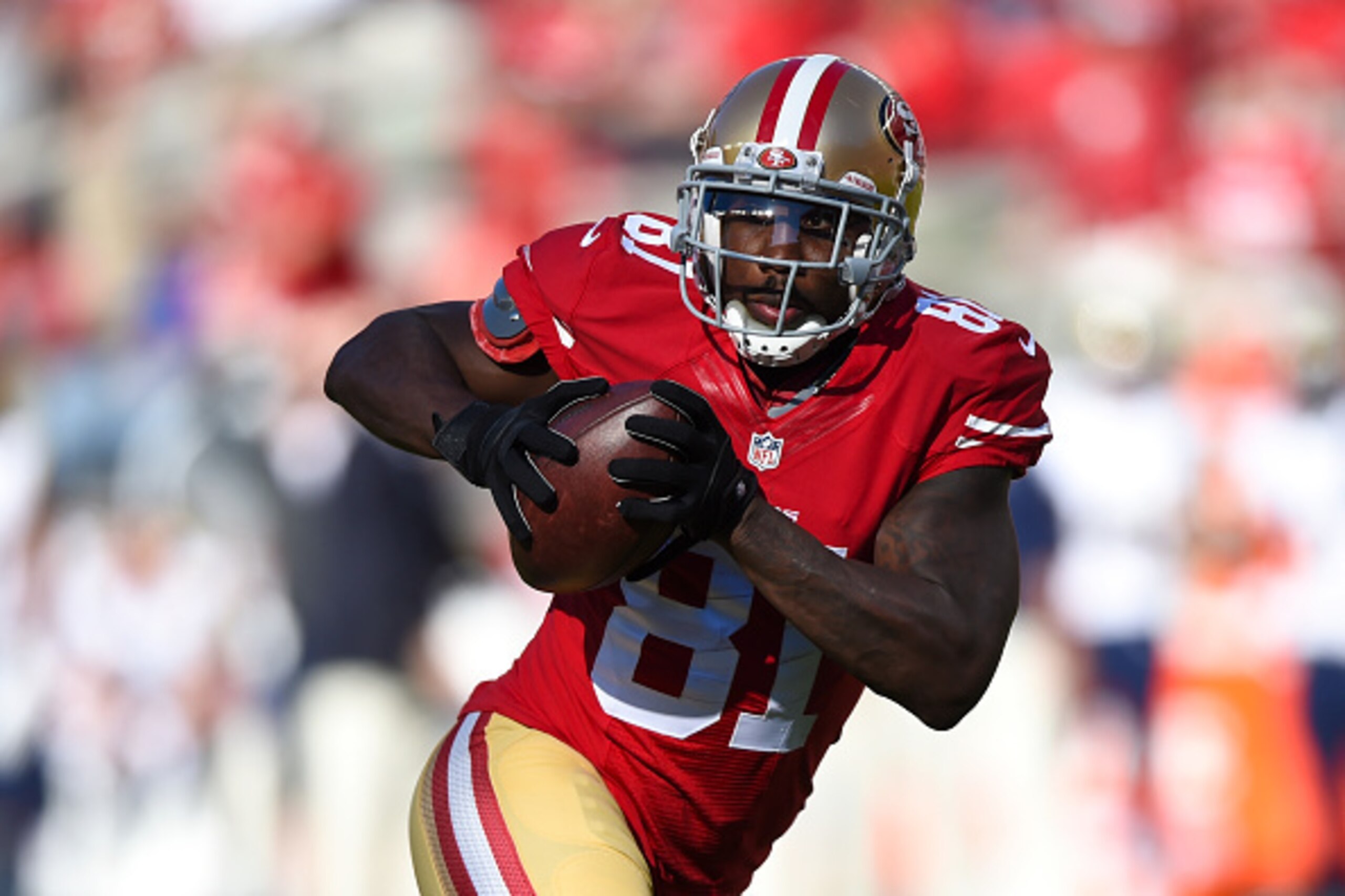 SANTA CLARA, CA - NOVEMBER 02: Anquan Boldin #81 of the San Francisco 49ers catches a pass and rushes up field for a touchdown against the St. Louis Rams during the second quarter at Levi's Stadium on November 2, 2014 in Santa Clara, California.  (Photo b