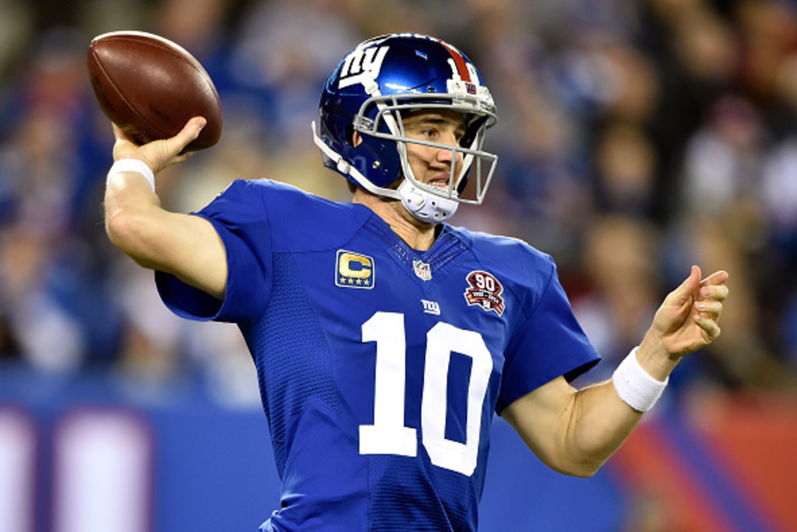 EAST RUTHERFORD, NJ - NOVEMBER 03:   Eli Manning #10 of the New York Giants throws a pass against the Indianapolis Colts during their game at MetLife Stadium on November 3, 2014 in East Rutherford, New Jersey.  (Photo by Al Bello/Getty Images)