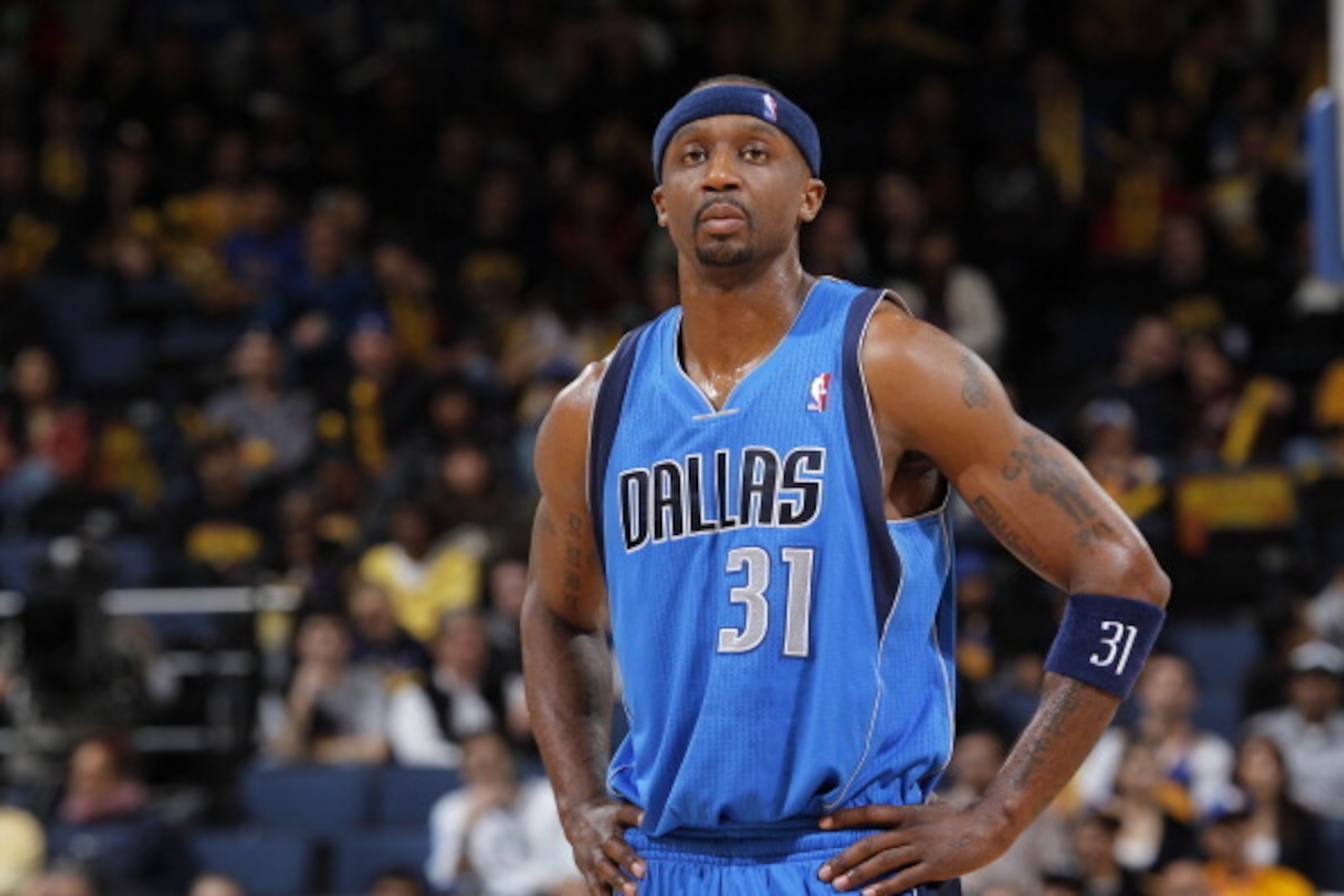 OAKLAND, CA - APRIL 12: Jason Terry #31 of the Dallas Mavericks in a game against the Golden State Warriors on April 12, 2012 at Oracle Arena in Oakland, California. NOTE TO USER: User expressly acknowledges and agrees that, by downloading and or using th