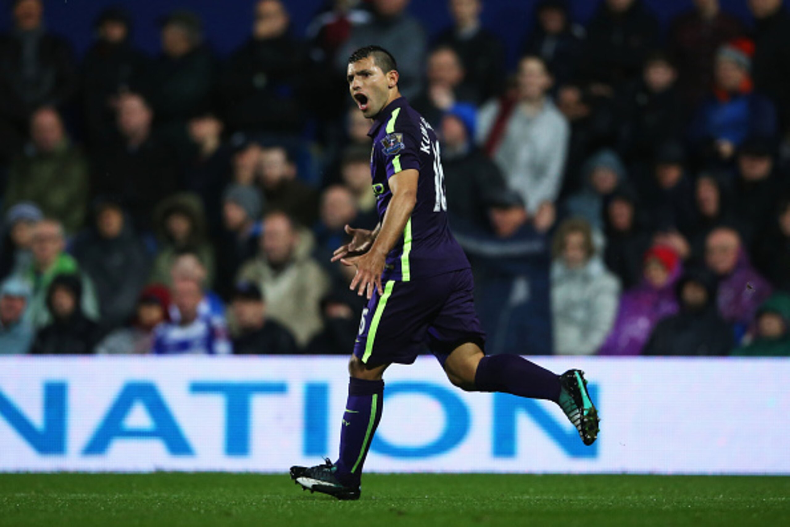 LONDON, ENGLAND - NOVEMBER 08:  Sergio Aguero of Manchester City celebrates as he scores their first and equalising goal during the Barclays Premier League match between Queens Park Rangers and Manchester City at Loftus Road on November 8, 2014 in London,