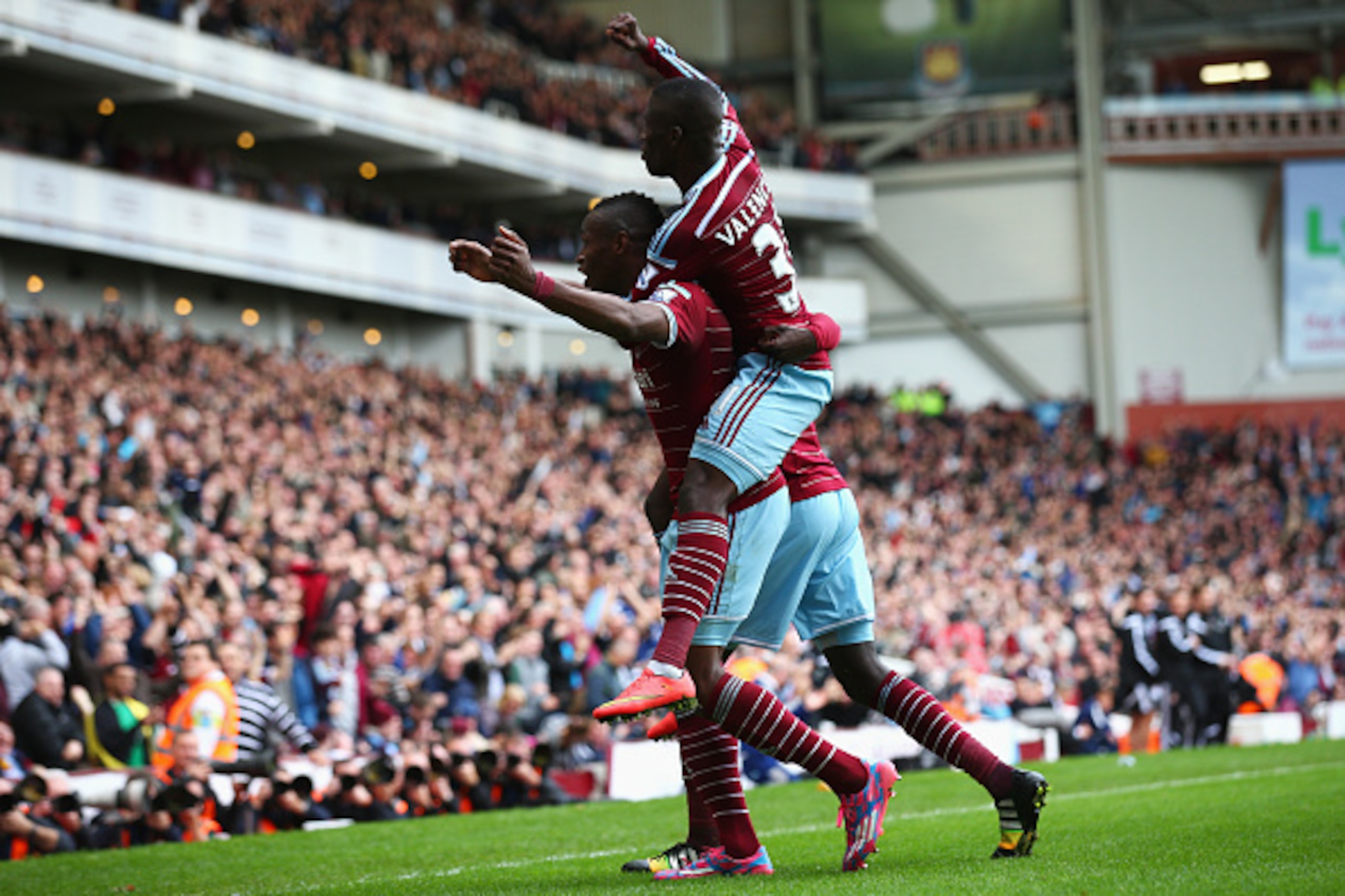 LONDON, ENGLAND - OCTOBER 25:  Diafra Sakho (L) of West Ham United celebrates scoring his team's second goal with Enner Valencia of West Ham United during the Barclays Premier League match between West Ham United and Manchester City at Boleyn Ground on Oc