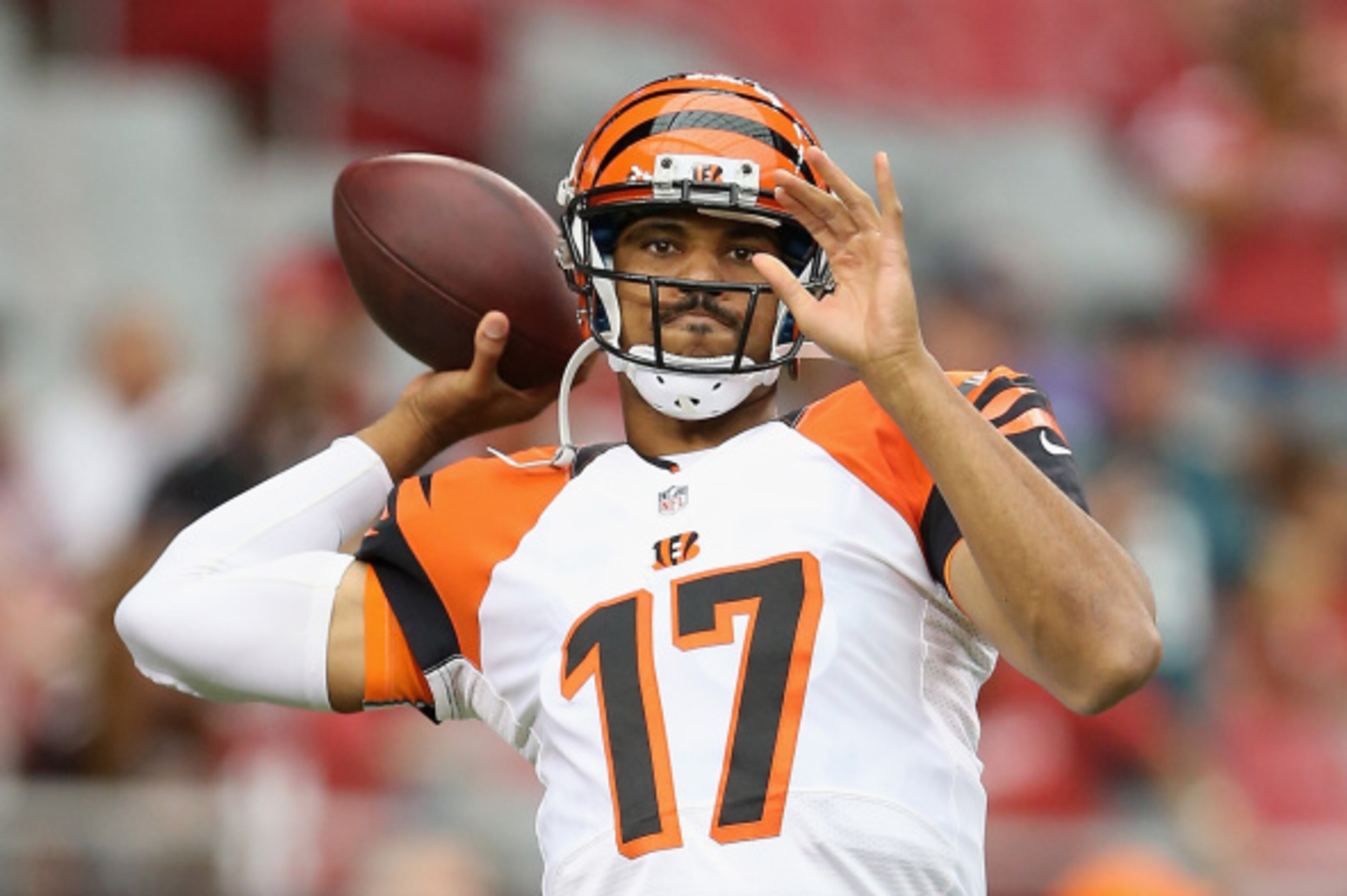 GLENDALE, AZ - AUGUST 24:  Quarterback Jason Campbell #17 of the Cincinnati Bengals warms up before the preseason NFL game against the Arizona Cardinals at the University of Phoenix Stadium on August 24, 2014 in Glendale, Arizona. The Bengals defeated the