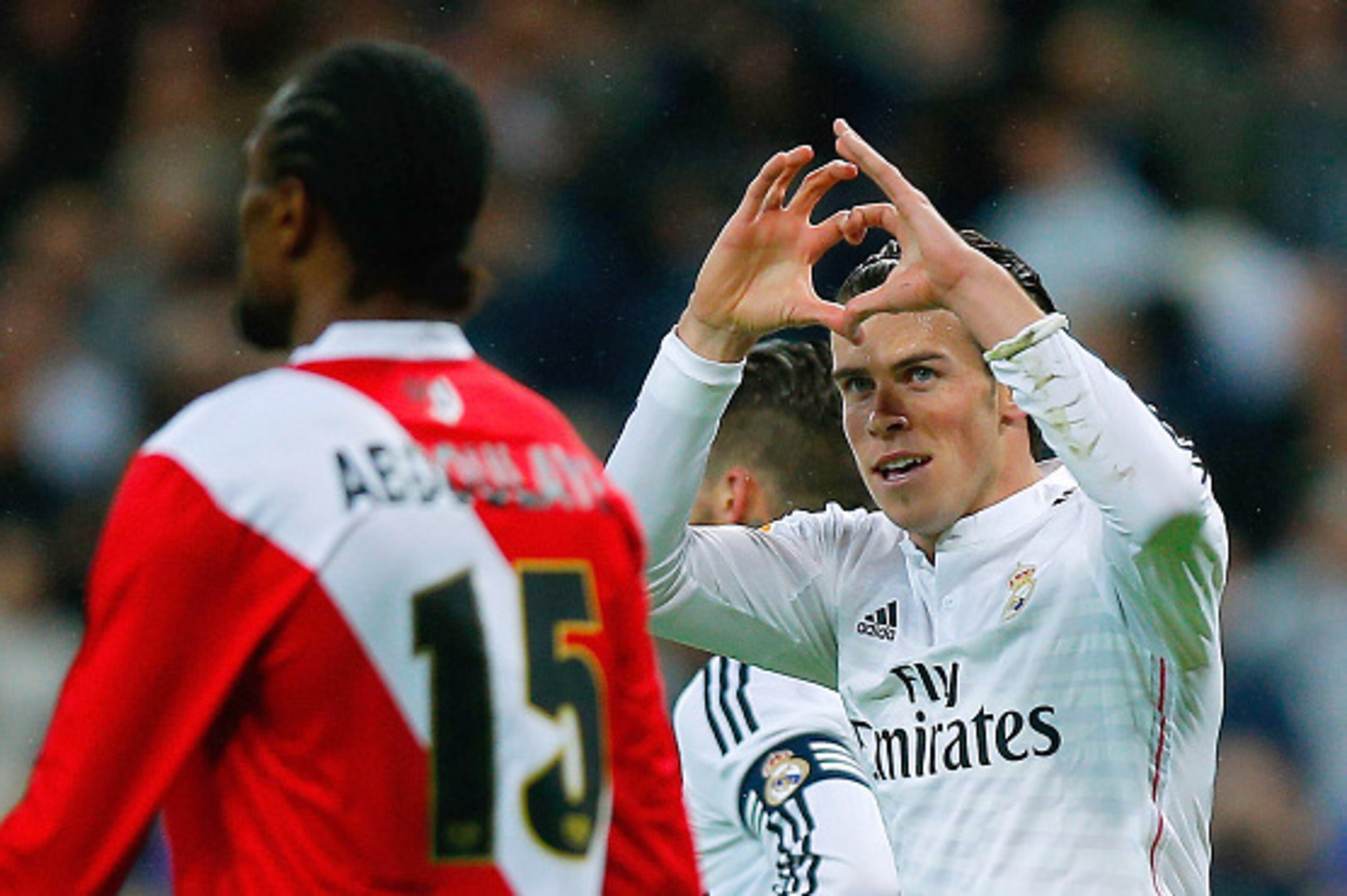 MADRID, SPAIN - NOVEMBER 08: Gareth Bale of Real Madrid CF celebrates scoring their opening goal during the La Liga match between Real Madrid CF and Rayo Vallecano de Madrid at Estadio Santiago Bernabeu on November 8, 2014 in Madrid, Spain.  (Photo by Gon