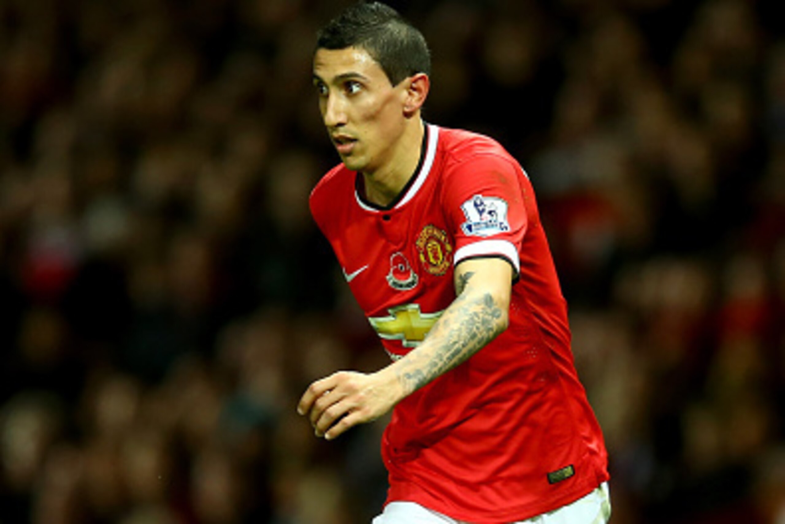 MANCHESTER, ENGLAND - NOVEMBER 08: Angel Di Maria of Manchester United in action during the Barclays Premier League match between Manchester United and Crystal Palace at Old Trafford on November 8, 2014 in Manchester, England. (Photo by Richard Heathcot MANCHESTER, ENGLAND - NOVEMBER 08: Angel Di Maria of Manchester United in action during the Barclays Premier League match between Manchester United and Crystal Palace at Old Trafford on November 8, 2014 in Manchester, England. (Photo by Richard Heathcot