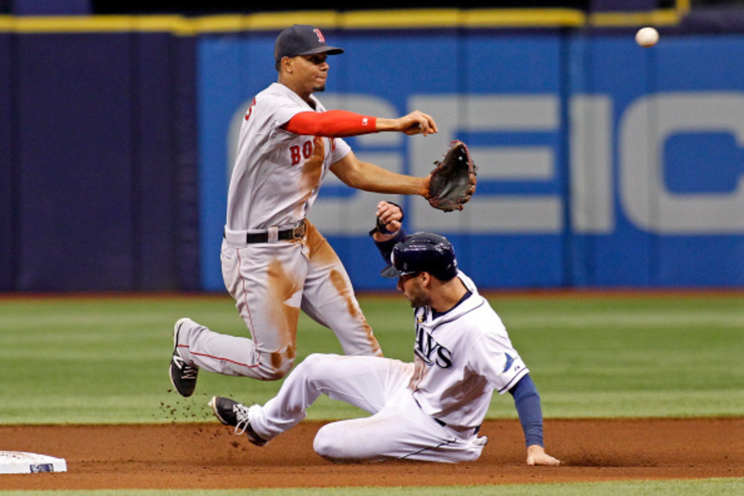 ST. PETERSBURG, FL - SEPTEMBER 1:  Shortstop Xander Bogaerts #2 of the Boston Red Sox gets the out at second base on Kevin Kiermaier #39 of the Tampa Bay Rays off of the fielder's choice by Ben Zobrist during the fifth inning of a game on September 1, 201