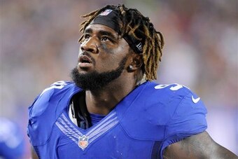 Robert Ayers presents the biggest pass-rushing threat from the Giants defense.