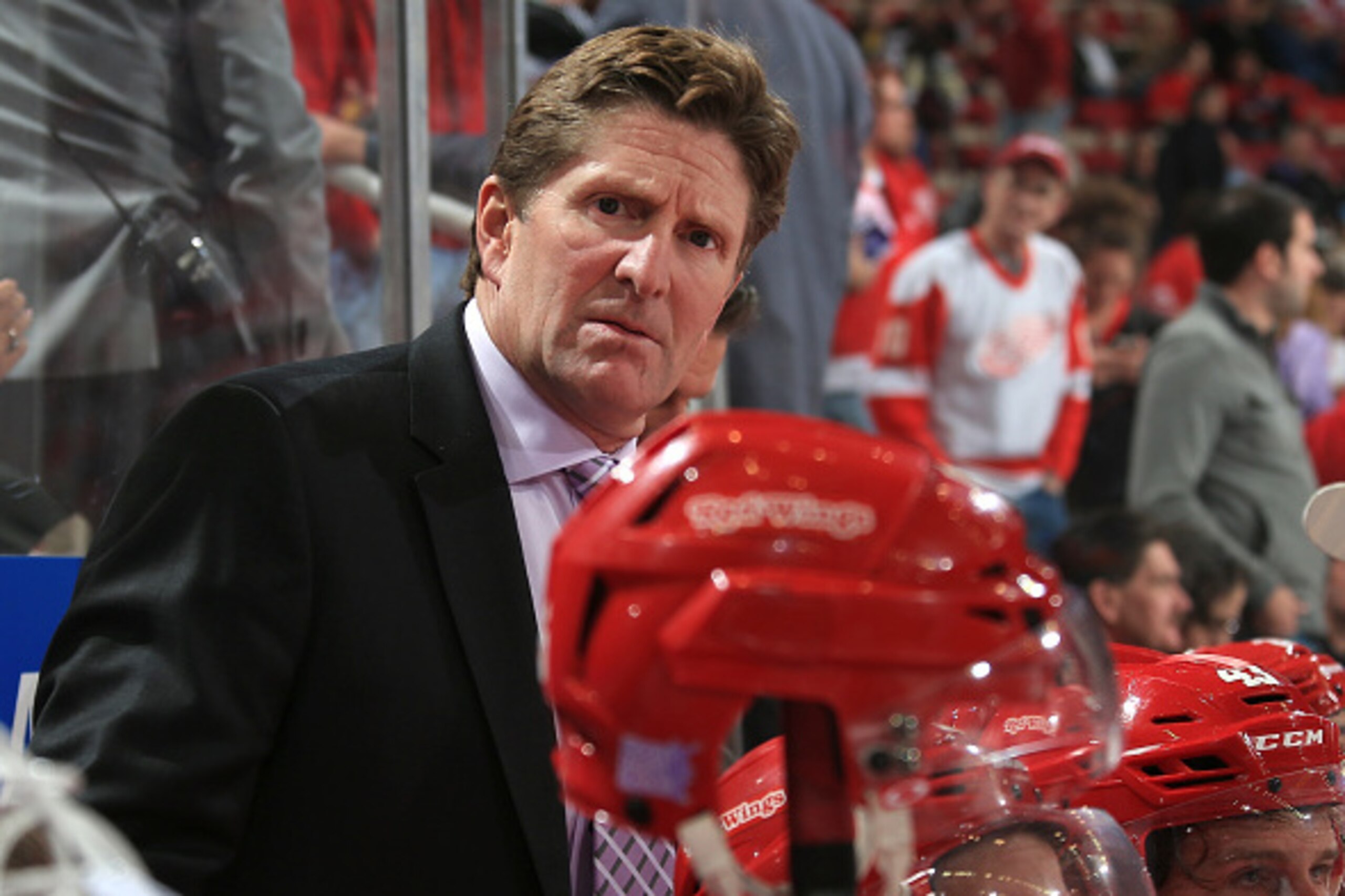 DETROIT, MI - OCTOBER 23: Head coach Mike Babcock of the Detroit Red Wings looks down the bench during a NHL game against the Pittsburgh Penguins on October 23, 2014 at Joe Louis Arena in Detroit, Michigan. The Wings defeated the Penguins 3-2 in overtime.