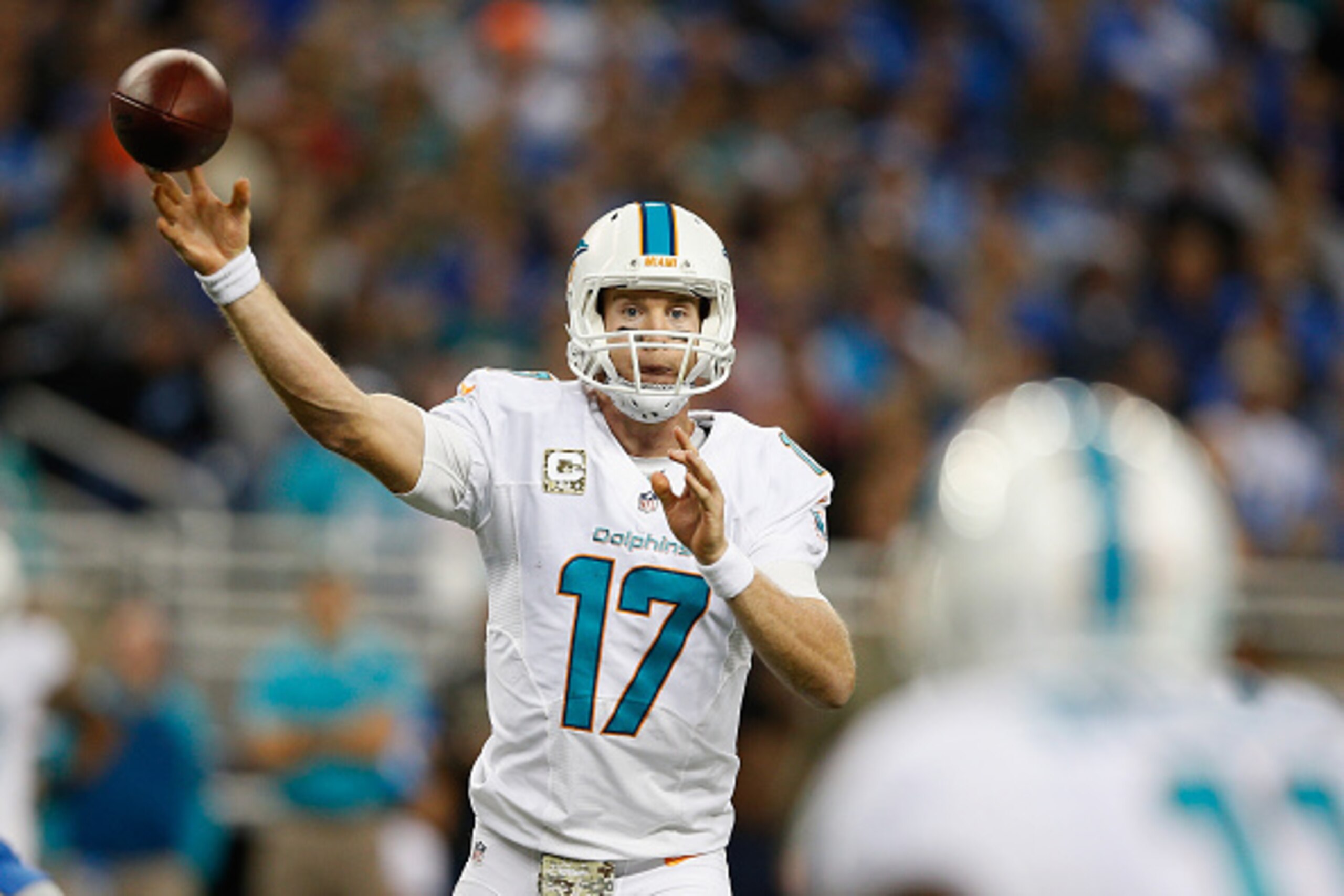 DETROIT, MI - NOVEMBER 09: Ryan Tannehill #17 of the Miami Dolphins throws a fourth quarter pass against the Detroit Lions at Ford Field on November 09, 2014 in Detroit, Michigan. The Detroit Lions win 20-16. (Photo by Joe Robbins/Getty Images)