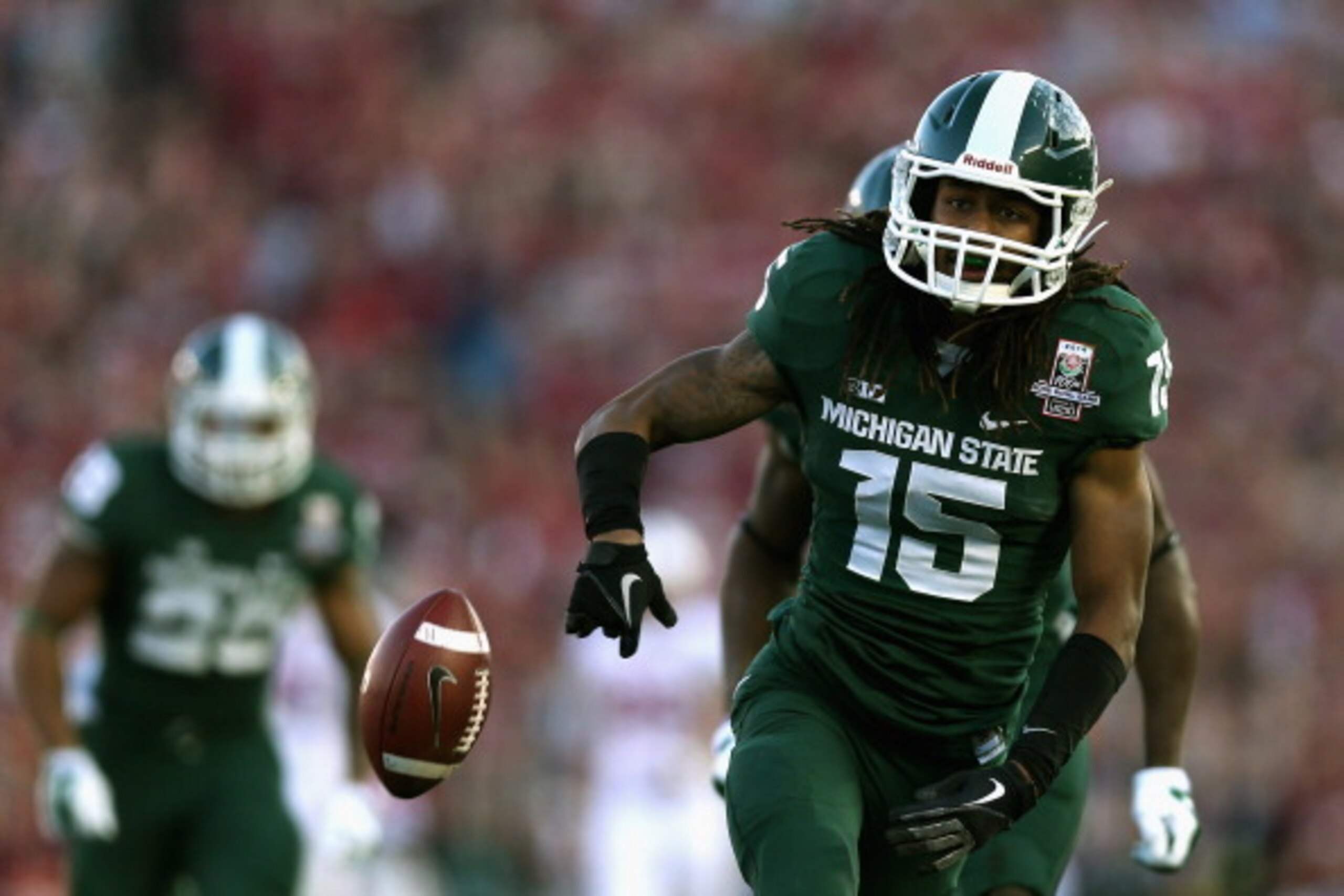 PASADENA, CA - JANUARY 01:  Cornerback Trae Waynes #15 of the Michigan State Spartans celebrates an interception against the Stanford Cardinal in the third quarter of the 100th Rose Bowl Game presented by Vizio at the Rose Bowl on January 1, 2014 in Pasad