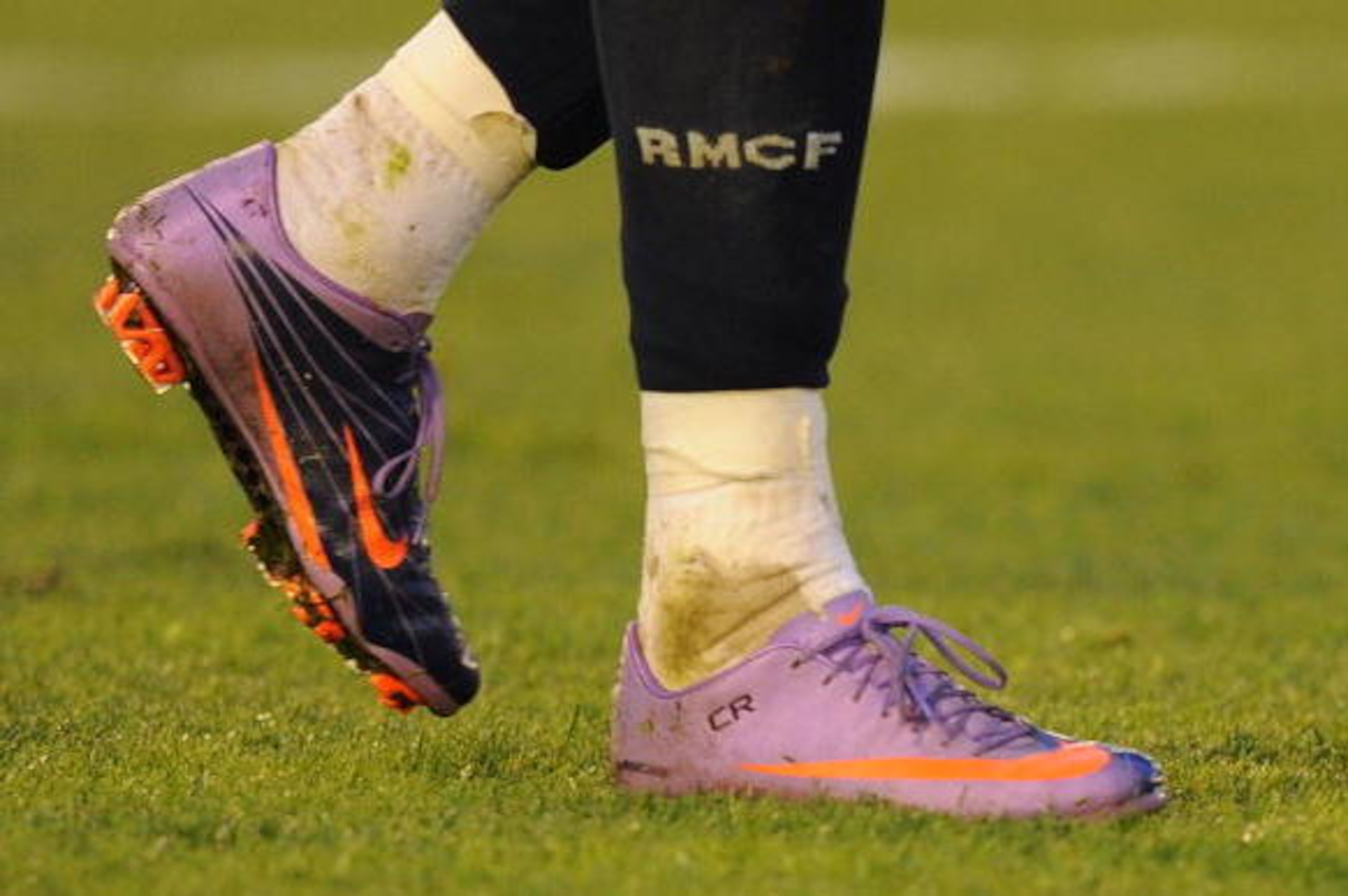 SANTANDER, SPAIN - APRIL 04:  Cristiano Ronaldo of Real Madrid runs with his Nike boots during the La Liga match between Racing Santander and Real Madrid at El Sardinero stadium on April 4, 2010 in Santander, Spain.  (Photo by Denis Doyle/Getty Images)