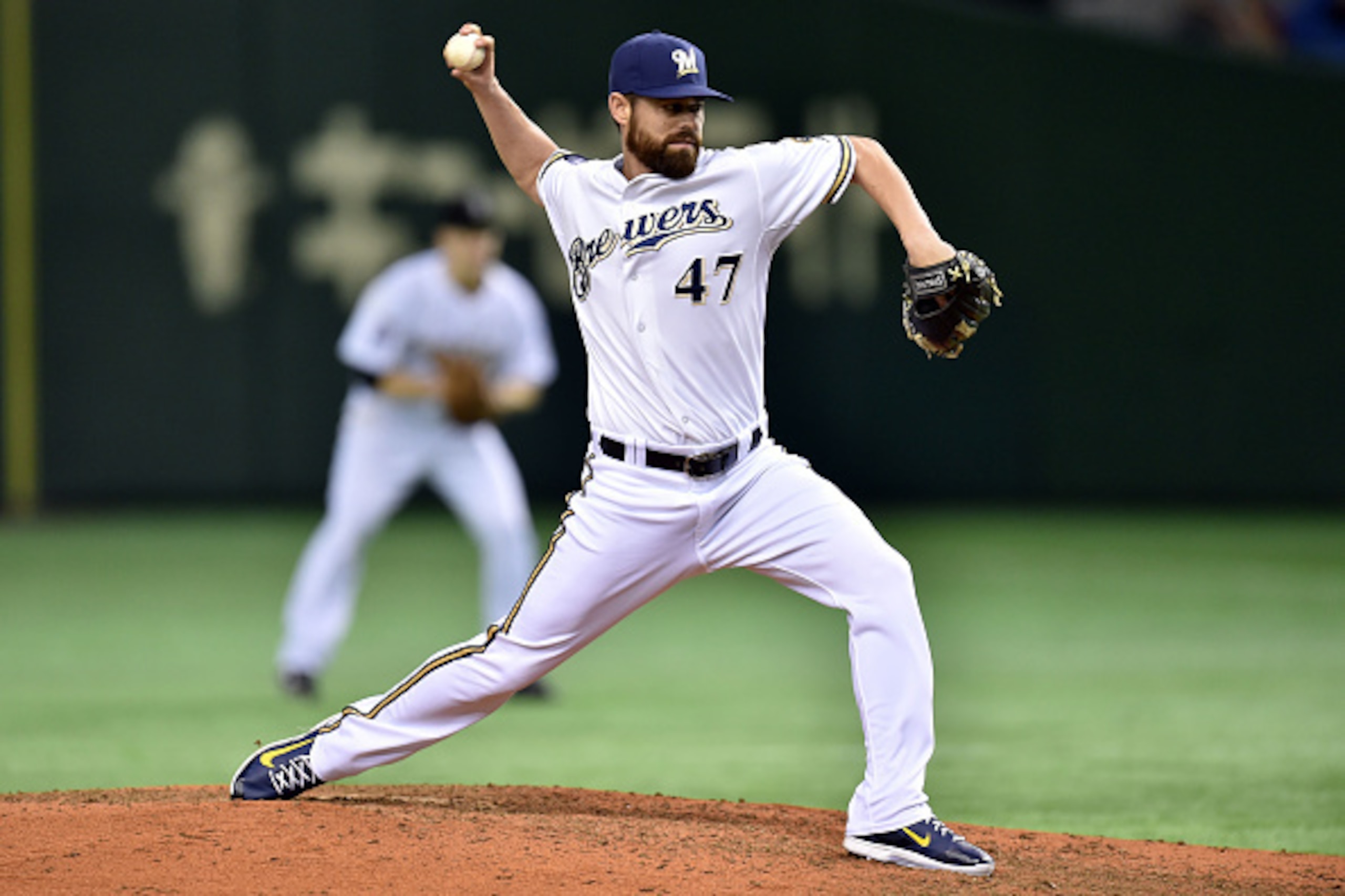 TOKYO, JAPAN - NOVEMBER 14:  Rob Wooten #47 of the Milwaukee Brewers pitches in the fifth inning during the game two of Samurai Japan and MLB All Stars at Tokyo Dome on November 14, 2014 in Tokyo, Japan.  (Photo by Atsushi Tomura/Getty Images)