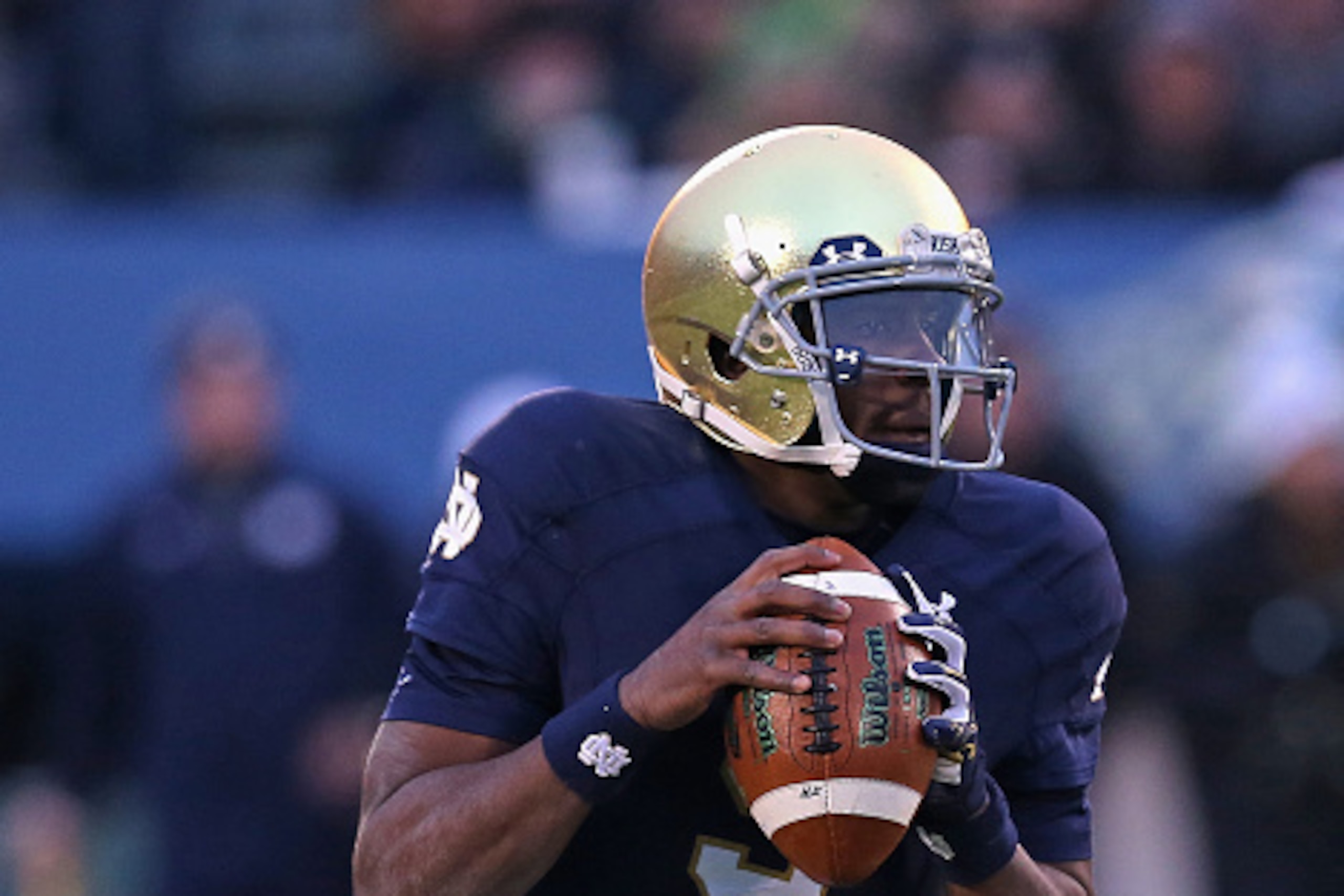 SOUTH BEND, IN - NOVEMBER 15: Everett Golson #5 of the Notre Dame Fighting Irish looks for a receiver against the Northwestern Wildcats at Notre Dame Stadium on November 15, 2014 in South Bend, Indiana. (Photo by Jonathan Daniel/Getty Images) SOUTH BEND, IN - NOVEMBER 15: Everett Golson #5 of the Notre Dame Fighting Irish looks for a receiver against the Northwestern Wildcats at Notre Dame Stadium on November 15, 2014 in South Bend, Indiana. (Photo by Jonathan Daniel/Getty Images)