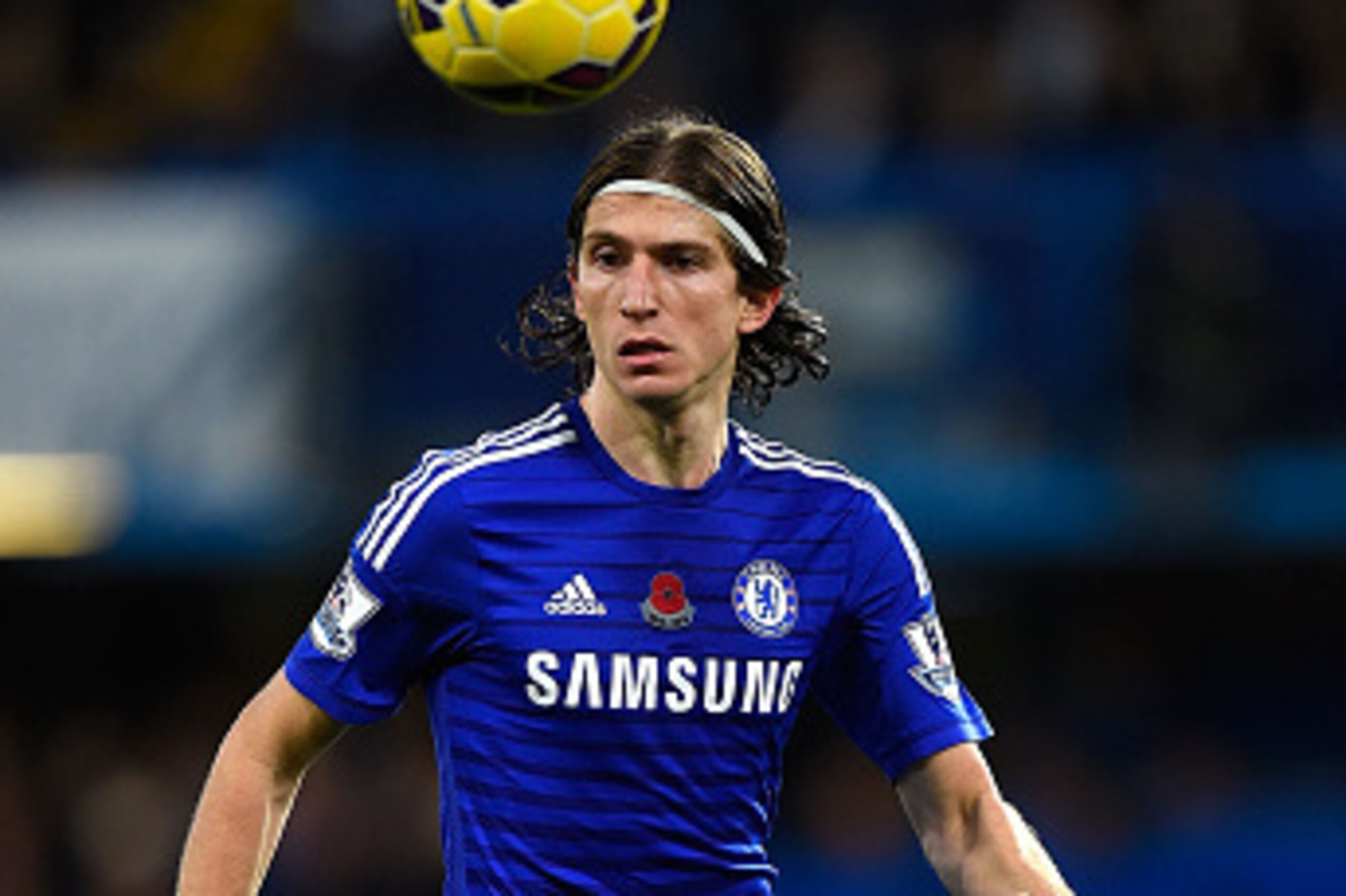 LONDON, ENGLAND - NOVEMBER 1: Filipe Luis of Chelsea in action during the Barclays Premier League match between Chelsea and Queens Park Rangers at Stamford Bridge on November 1, 2014 in London, England. (Photo by Mike Hewitt/Getty Images) LONDON, ENGLAND - NOVEMBER 1: Filipe Luis of Chelsea in action during the Barclays Premier League match between Chelsea and Queens Park Rangers at Stamford Bridge on November 1, 2014 in London, England. (Photo by Mike Hewitt/Getty Images)