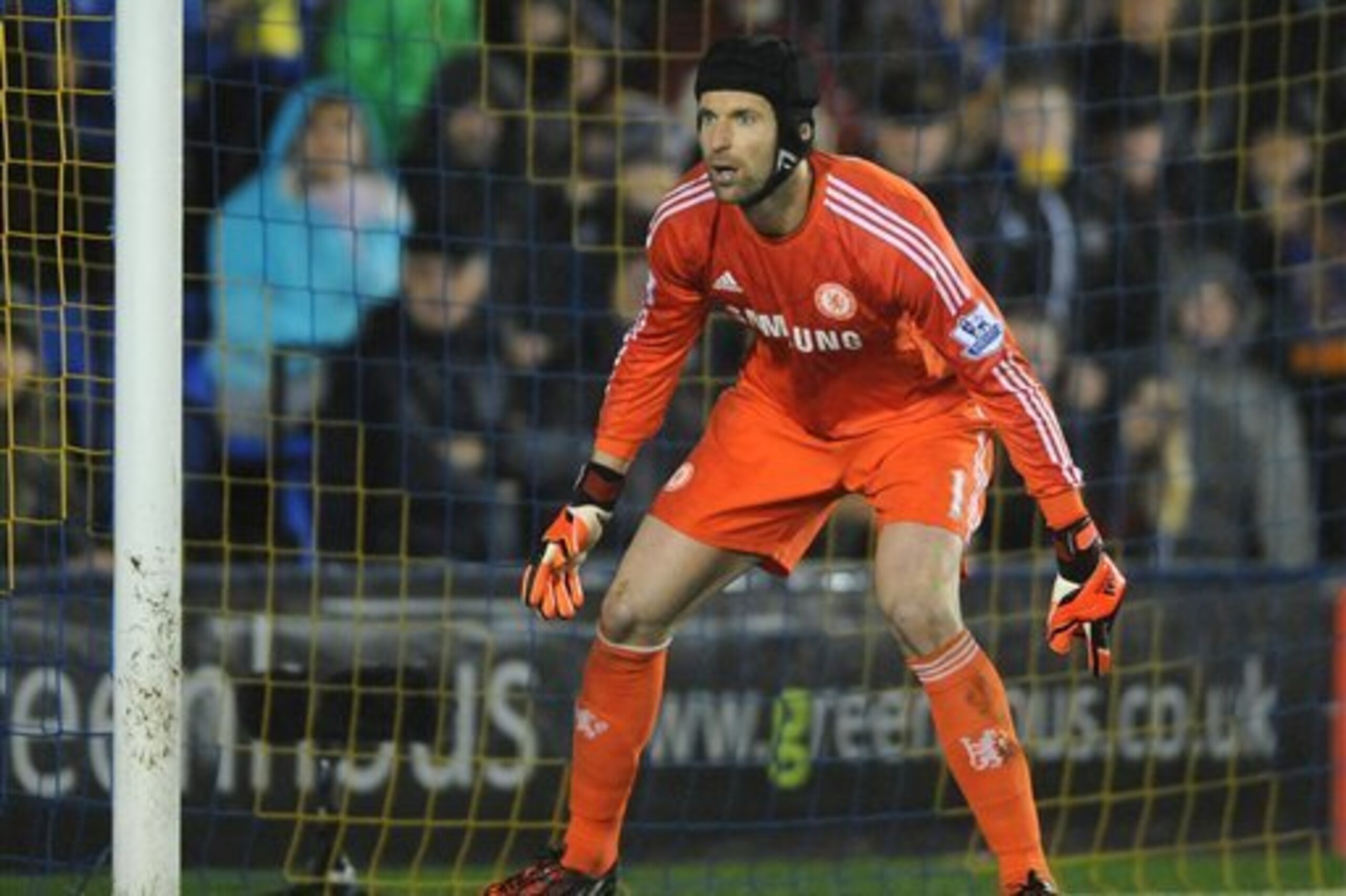 Cech is not the solution for Arsenal