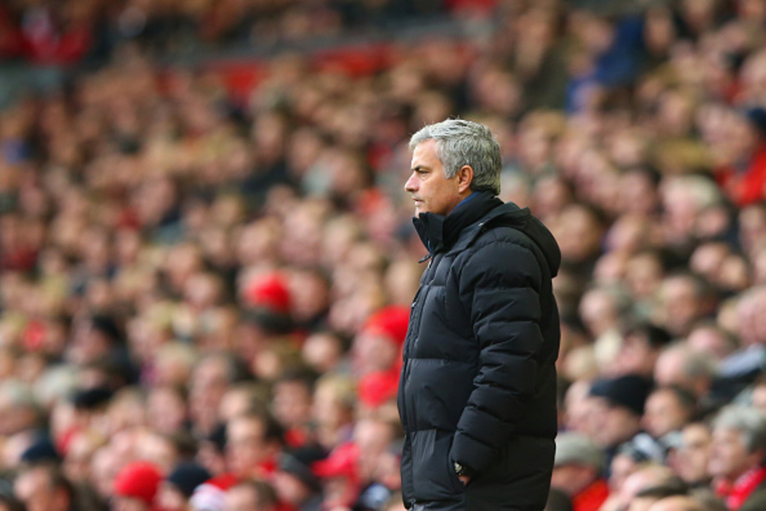 LIVERPOOL, ENGLAND - NOVEMBER 08:  Jose Mourinho manager of Chelsea looks on during the Barclays Premier League match between Liverpool and Chelsea at Anfield on November 8, 2014 in Liverpool, England.  (Photo by Alex Livesey/Getty Images)