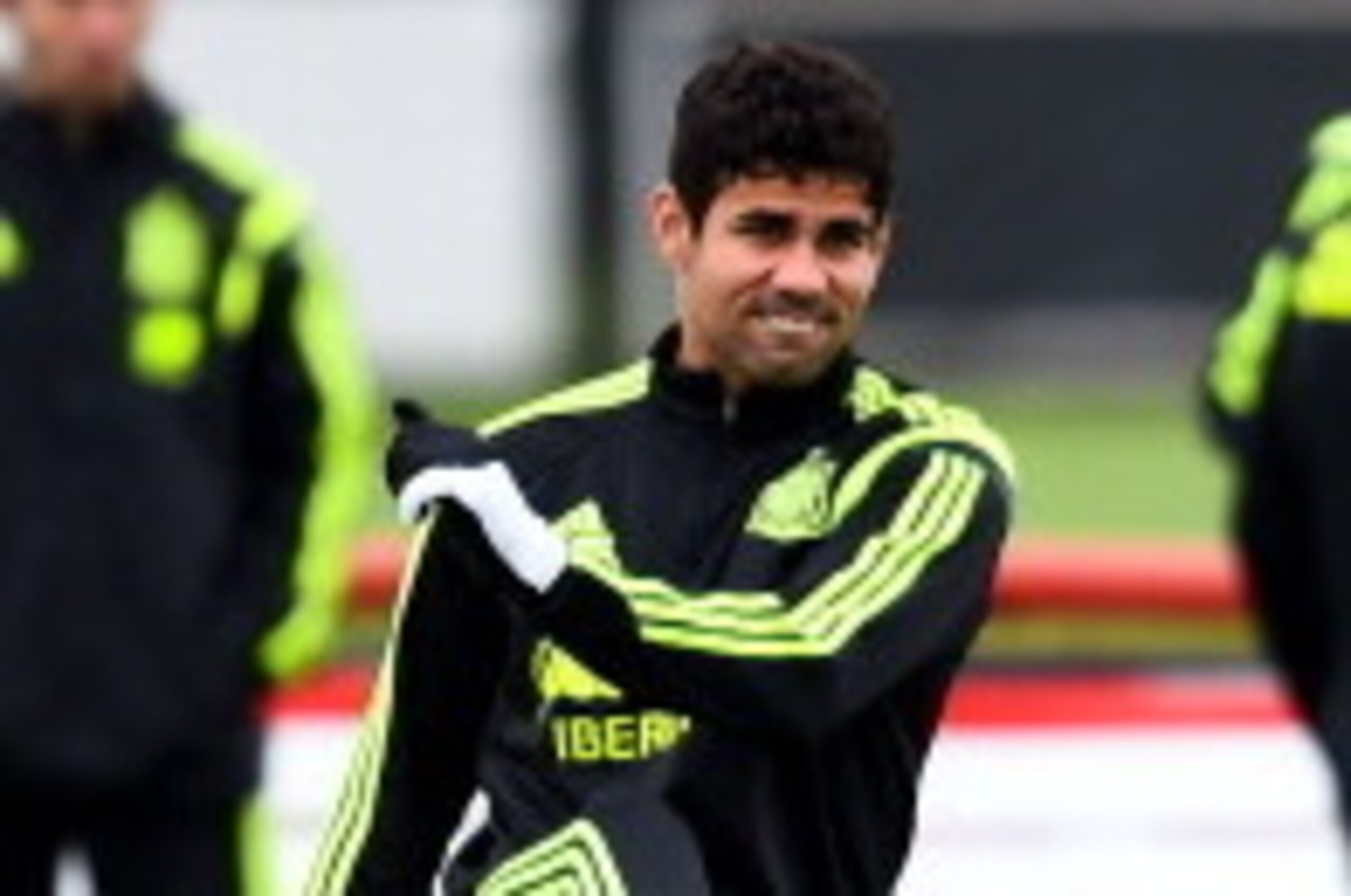 CURITIBA, BRAZIL - JUNE 20: Diego Costa of Spain shoots towards goal during a Spain training session at Centro de Entrenamiento do Caju on June 20, 2014 in Curitiba, Brazil.  (Photo by David Ramos/Getty Images)