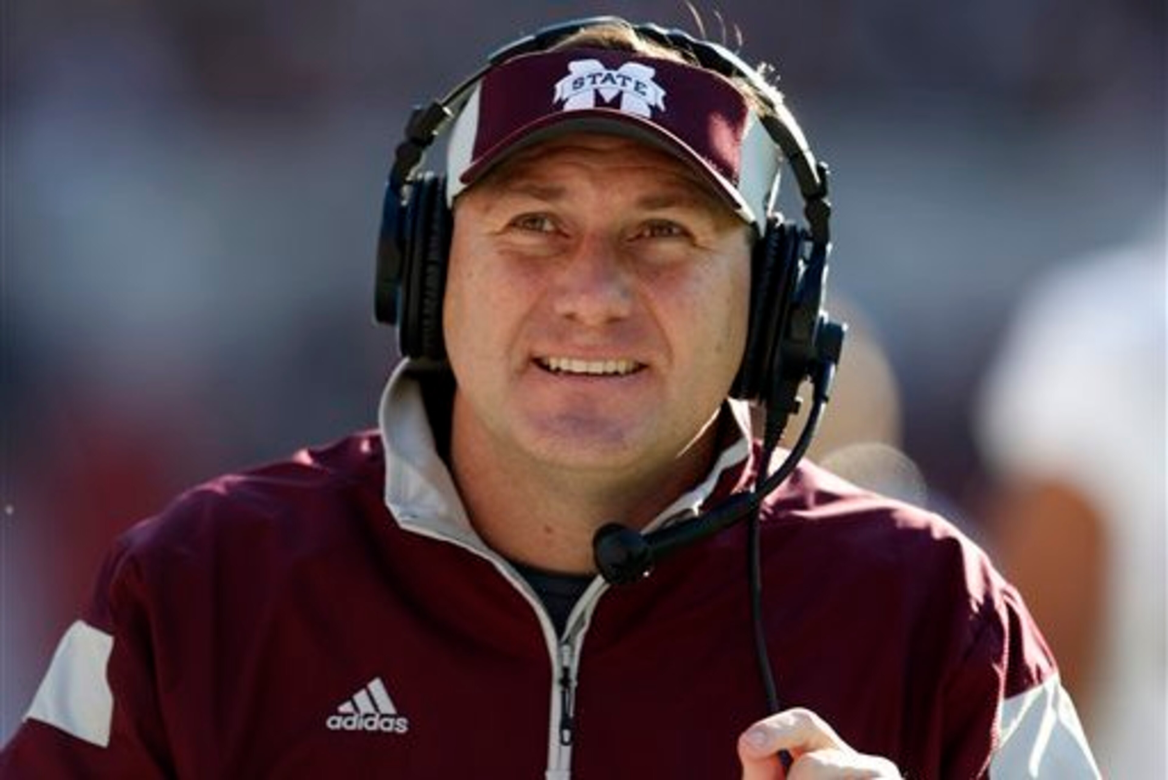 Mississippi State head coach Dan Mullen
