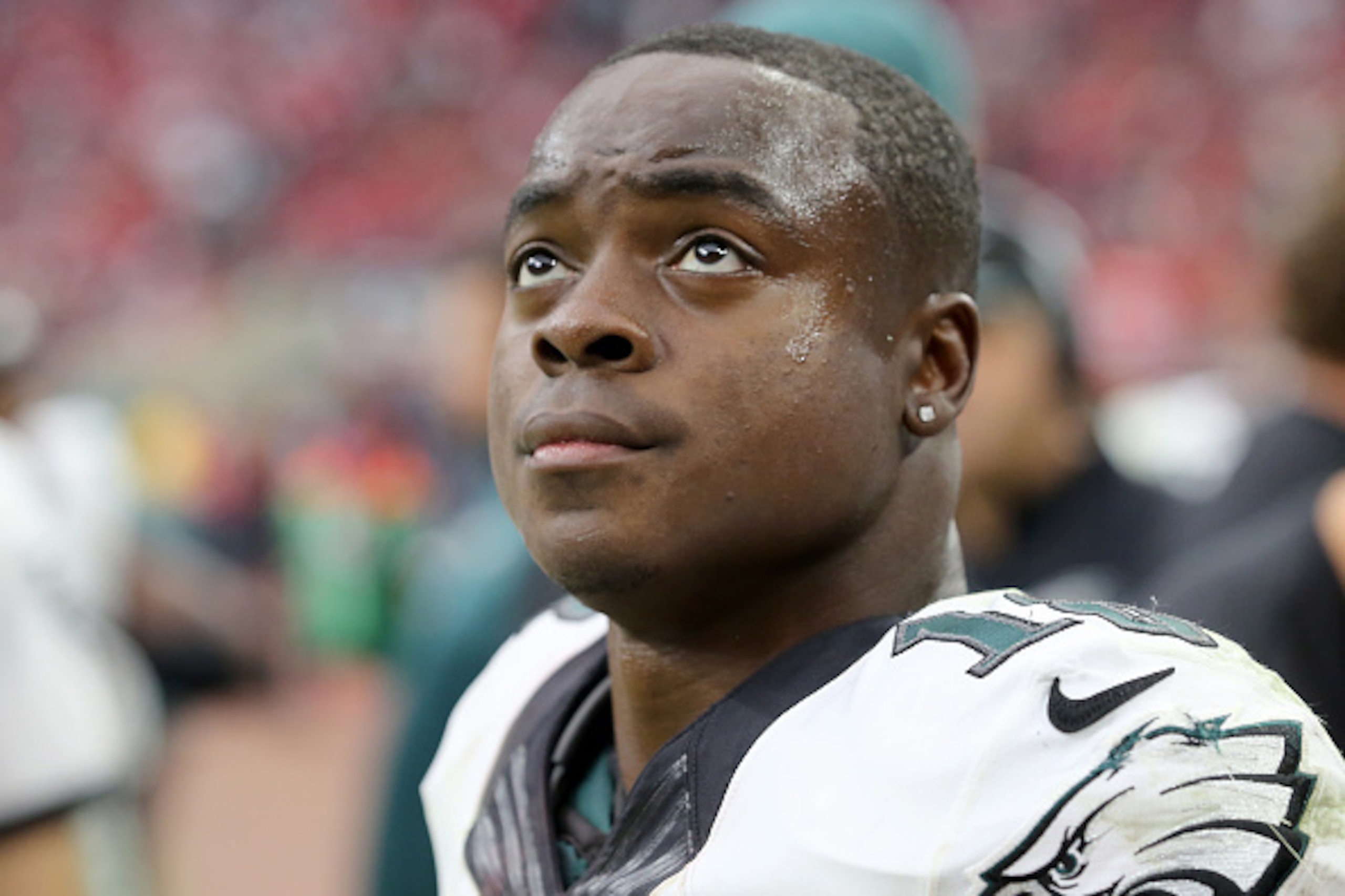 HOUSTON, TX- NOVEMBER 02: Jeremy Maclin #18 of the Philadelphia Eagles looks at the scoreboard on the sidelines while playing the Philadelphia Eagles in the second half in a NFL game on November 2, 2014 at NRG Stadium in Houston, Texas. Eagles won 31 to 2