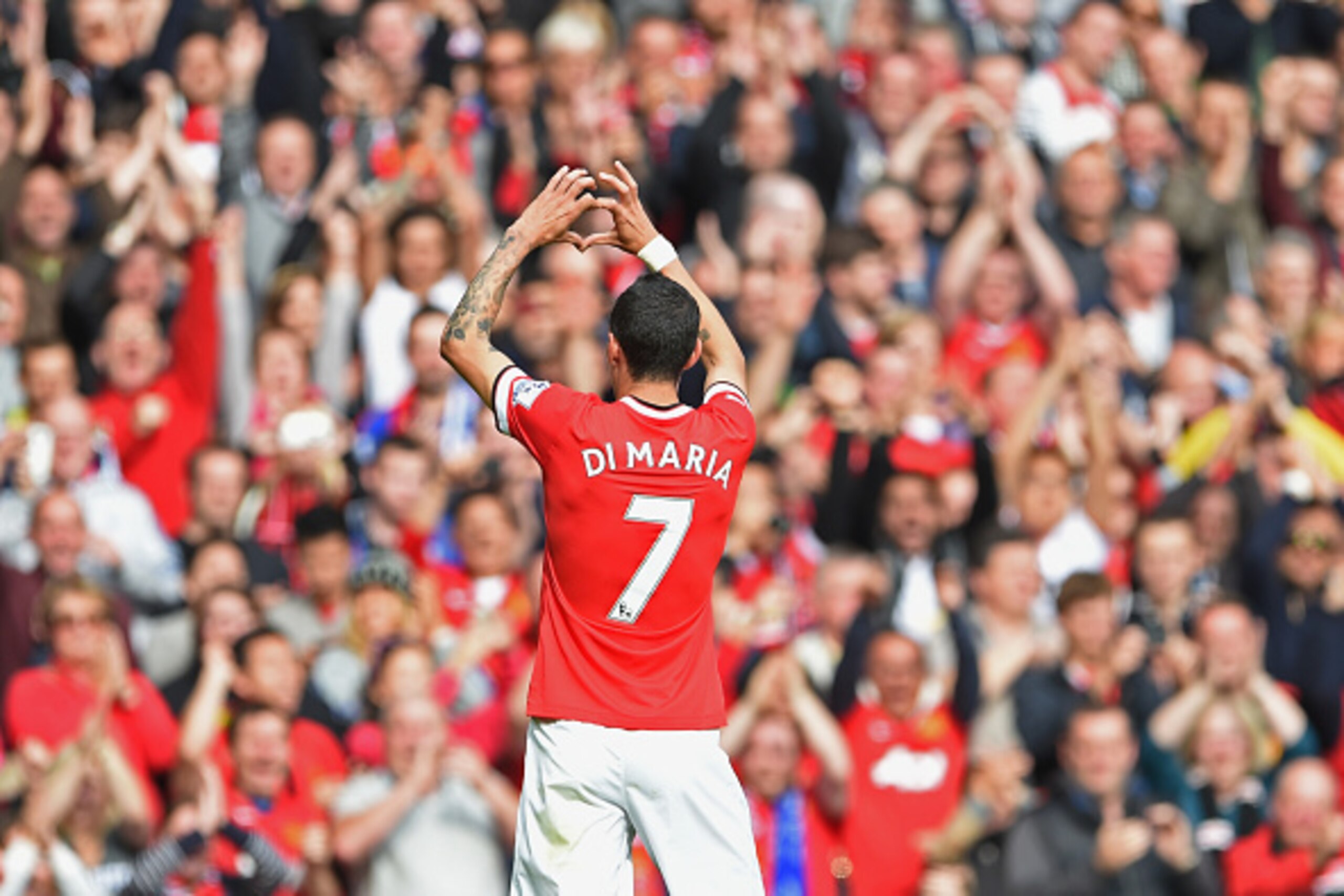 MANCHESTER, ENGLAND - OCTOBER 05:  Angel Di Maria of Manchester United celebrates his goal during the Barclays Premier League match between Manchester United and Everton at Old Trafford on October 5, 2014 in Manchester, England.  (Photo by Michael Regan/G