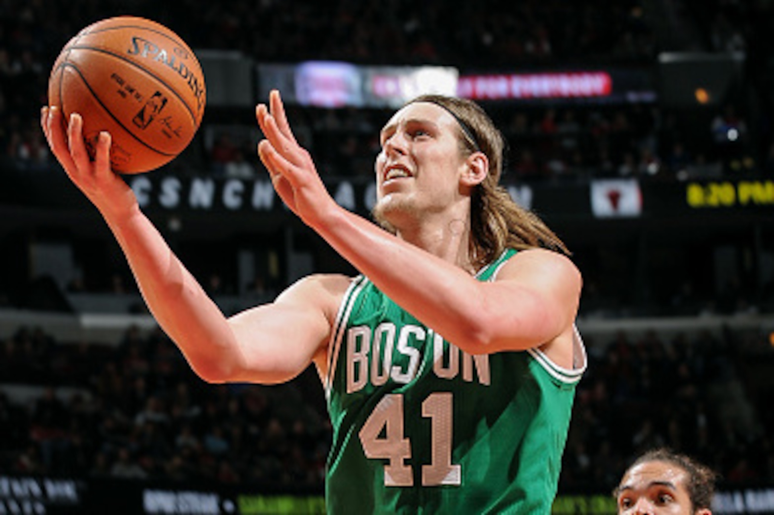 CHICAGO, IL - NOVEMBER 8: Kelly Olynyk #41 of the Boston Celtics shoots against the Chicago Bulls on November 08, 2014 at the United Center in Chicago, Illinois. NOTE TO USER: User expressly acknowledges and agrees that, by downloading and or using this P