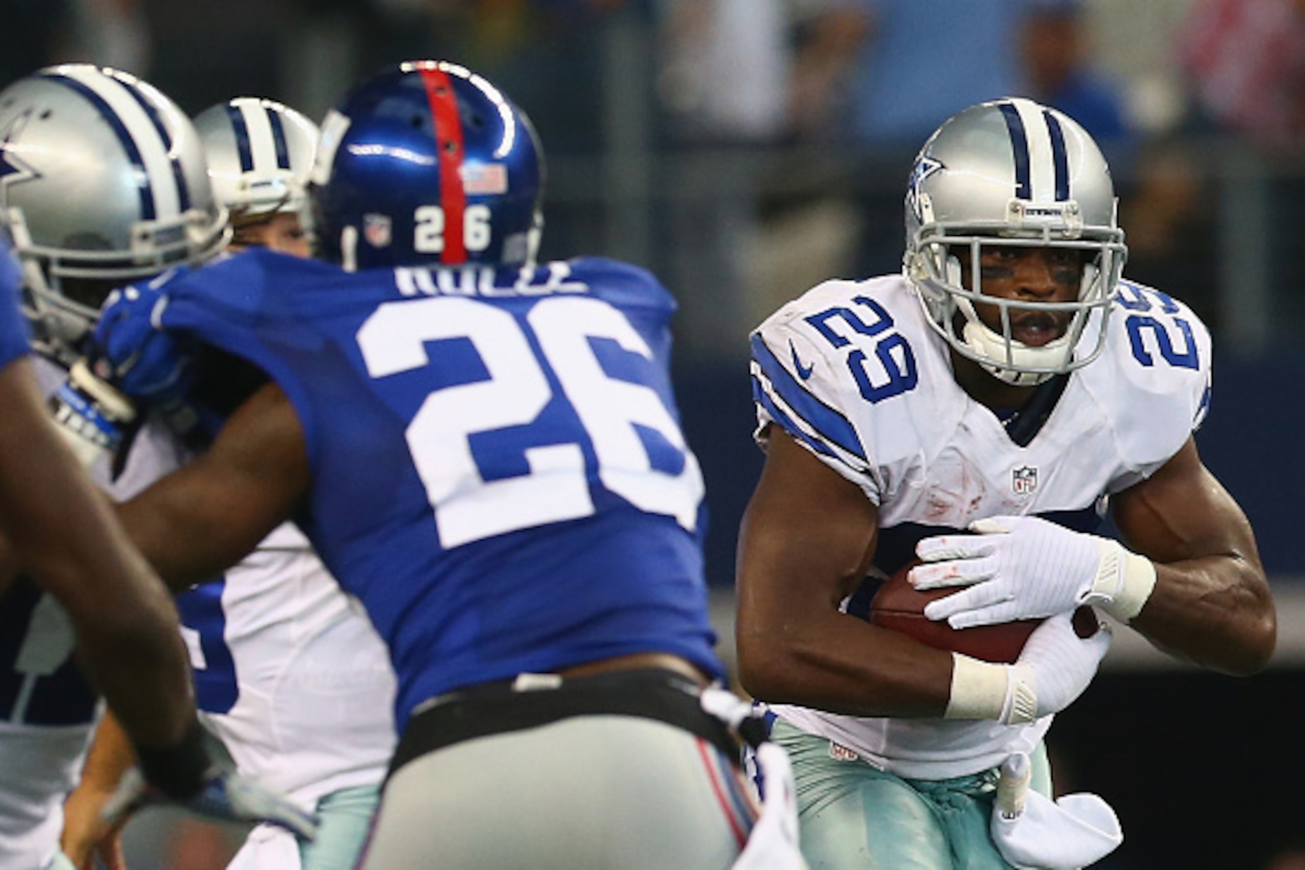 ARLINGTON, TX - OCTOBER 19:  DeMarco Murray #29 of the Dallas Cowboys at AT&T Stadium on October 19, 2014 in Arlington, Texas.  (Photo by Ronald Martinez/Getty Images)