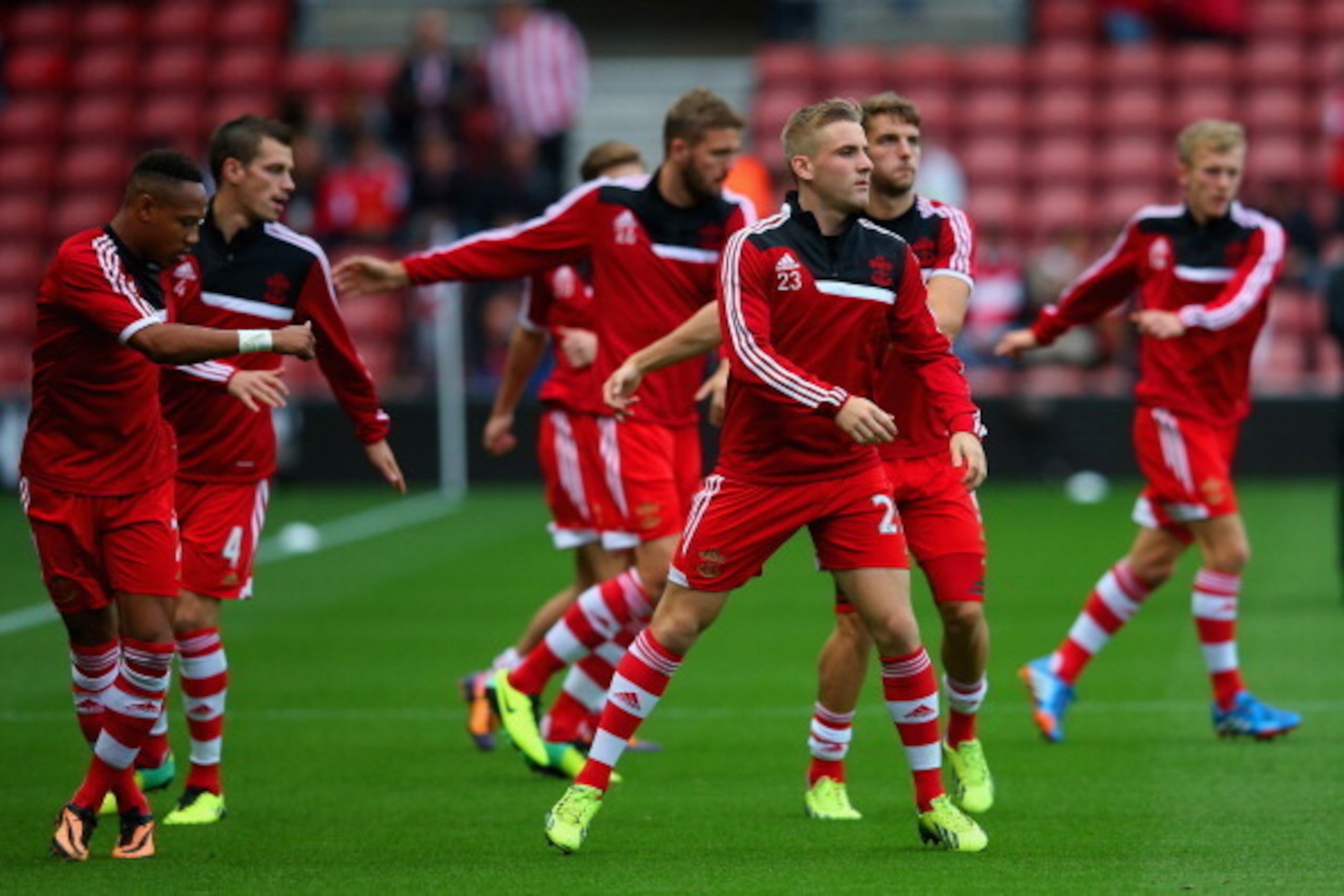 SOUTHAMPTON, ENGLAND - OCTOBER 26:  Luke Shaw of Southampton warms up during the Barclays Premier League match between Southampton and  Fulham at St Mary's Stadium on October 26, 2013 in Southampton, England.  (Photo by Julian Finney/Getty Images)