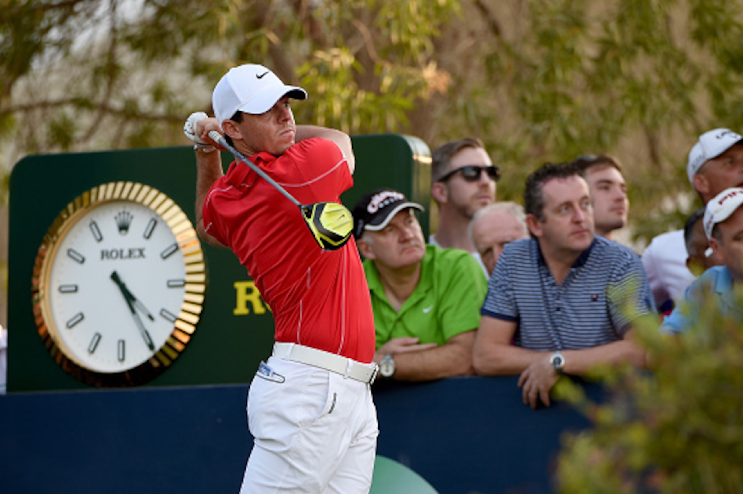 DUBAI, UNITED ARAB EMIRATES - NOVEMBER 20:  Rory McIlroy of Northern Ireland on the 18th tee during the first round of the DP World Tour Championship at the Jumeirah Golf Estates on November 20, 2014 in Dubai, United Arab Emirates.  (Photo by Ross Kinnair