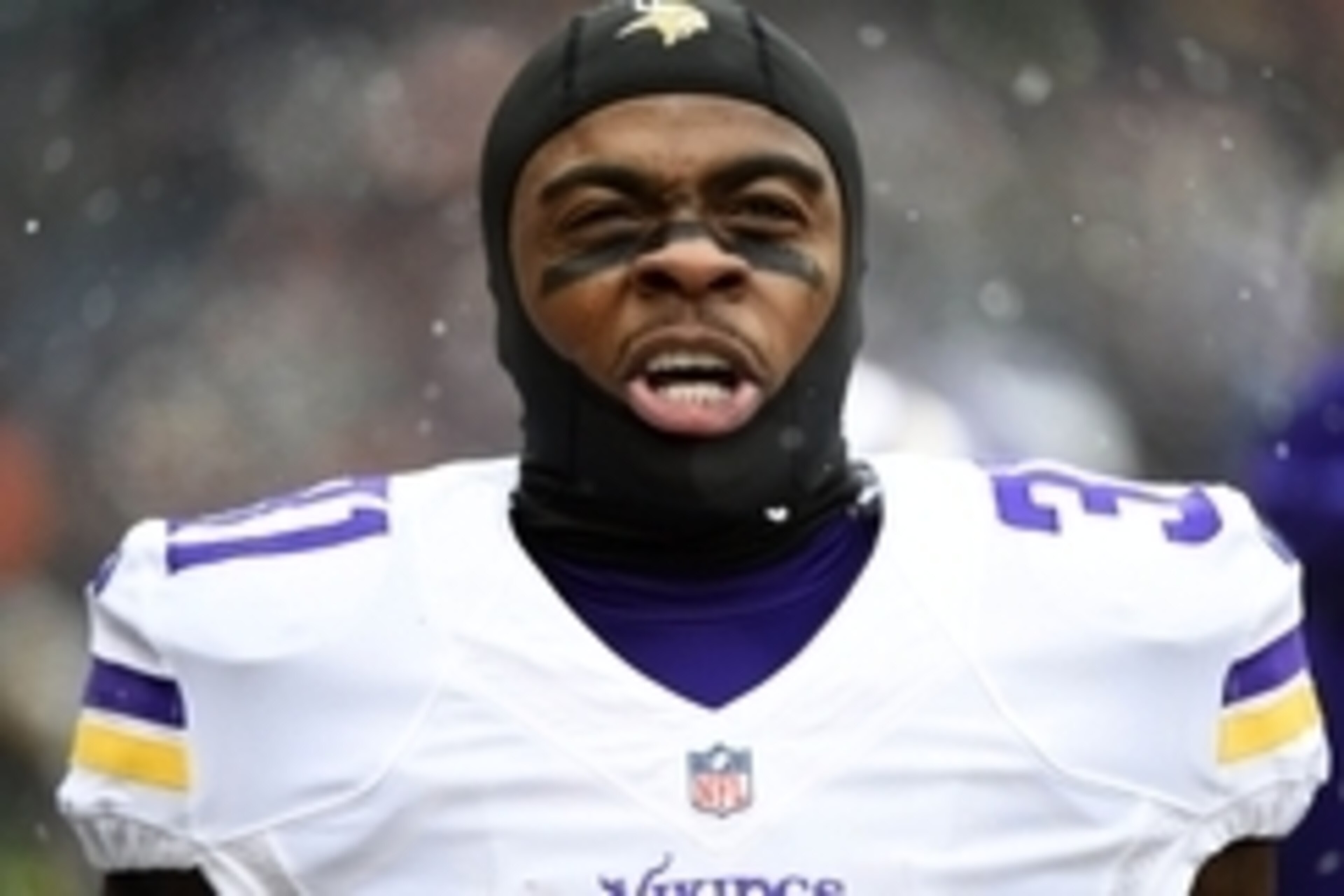 Nov 16, 2014; Chicago, IL, USA; Minnesota Vikings running back Jerick McKinnon (31) reacts to a play against the Chicago Bears during the first half at Soldier Field. Mandatory Credit: Mike DiNovo-USA TODAY Sports Nov 16, 2014; Chicago, IL, USA; Minnesota Vikings running back Jerick McKinnon (31) reacts to a play against the Chicago Bears during the first half at Soldier Field. Mandatory Credit: Mike DiNovo-USA TODAY Sports