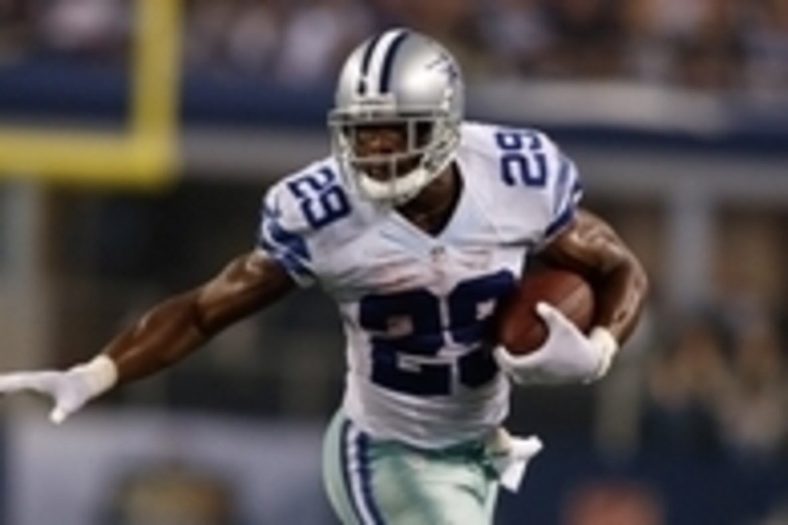 Sep 28, 2014; Arlington, TX, USA; Dallas Cowboys running back DeMarco Murray (29) runs the ball against the New Orleans Saints at AT&T Stadium. Dallas beat New Orleans 38-17. Mandatory Credit: Tim Heitman-USA TODAY Sports