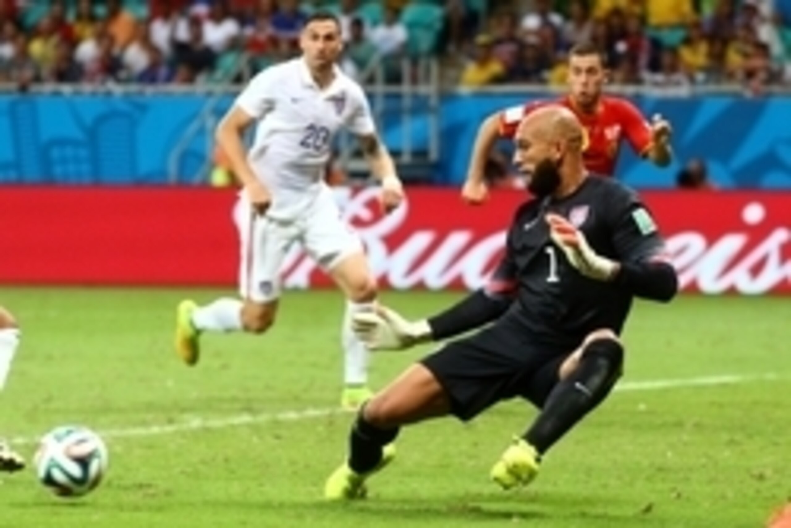 Jul 1, 2014; Salvador, BRAZIL; United States goalkeeper Tim Howard (1) fails to stop the goal by Belgium in overtime during the round of sixteen match in the 2014 World Cup at Arena Fonte Nova. Belgium defeated USA 2-1 in overtime. Mandatory Credit: Mark Jul 1, 2014; Salvador, BRAZIL; United States goalkeeper Tim Howard (1) fails to stop the goal by Belgium in overtime during the round of sixteen match in the 2014 World Cup at Arena Fonte Nova. Belgium defeated USA 2-1 in overtime. Mandatory Credit: Mark