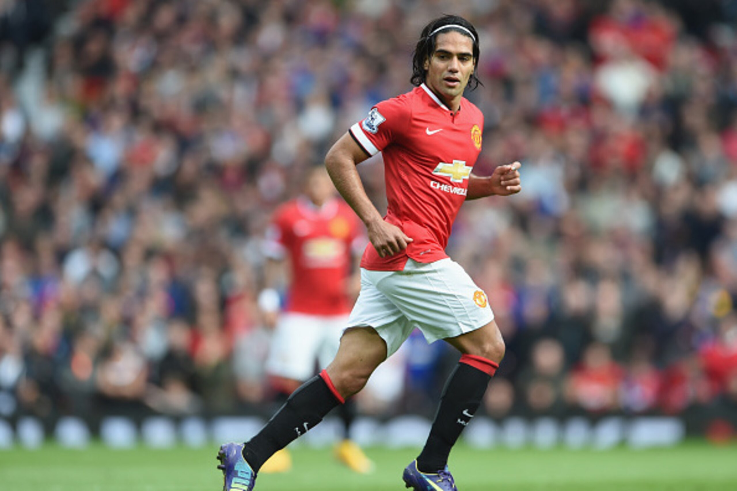 MANCHESTER, ENGLAND - OCTOBER 05: Radamel Falcao of Manchester United in action during the Barclays Premier League match between Manchester United and Everton at Old Trafford on October 5, 2014 in Manchester, England.  (Photo by Michael Regan/Getty Images