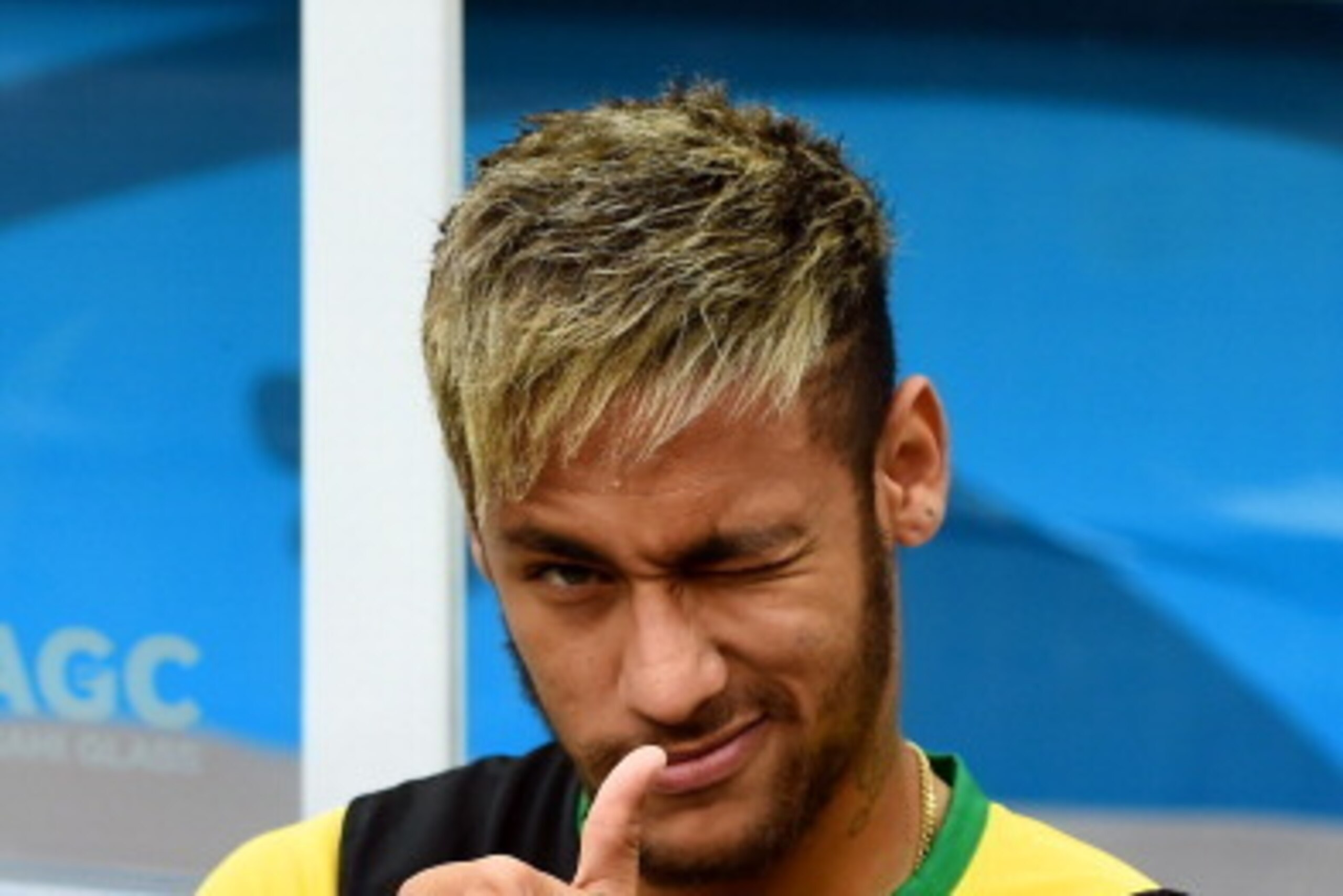 BRASILIA, BRAZIL - JULY 12:  An injured Neymar of Brazil looks on from the bench prior to the 2014 FIFA World Cup Brazil Third Place Playoff match between Brazil and the Netherlands at Estadio Nacional on July 12, 2014 in Brasilia, Brazil.  (Photo by Buda