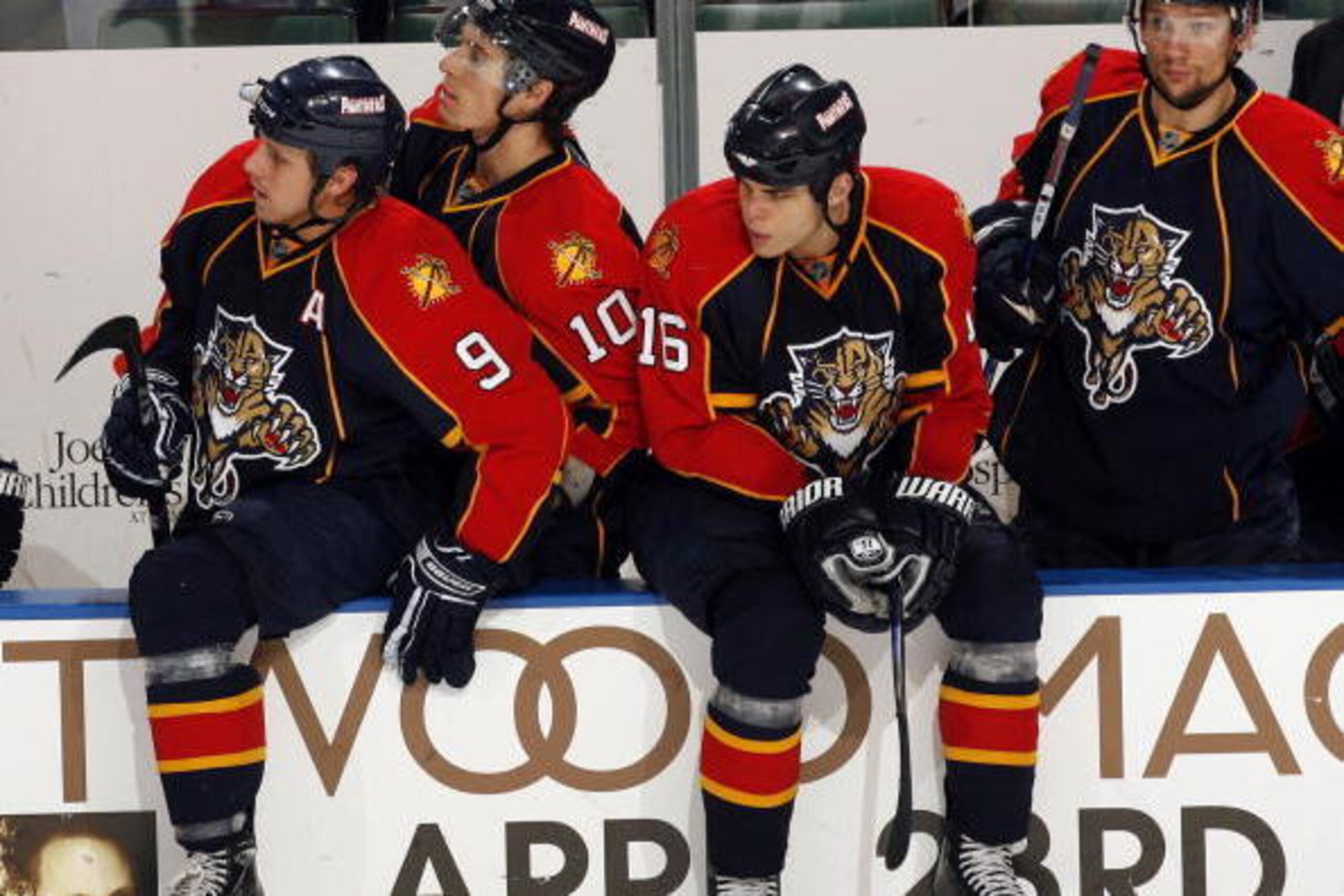 SUNRISE, FL - FEBRUARY 17: Stephen Weiss #9 of the Florida Panthers and teammates David Booth #10, Nathan Horton #16, and Richard Zednik #20 sit on the boards during the last few seconds of the game against of the New Jersey Devils at the Bank Atlantic Ce SUNRISE, FL - FEBRUARY 17: Stephen Weiss #9 of the Florida Panthers and teammates David Booth #10, Nathan Horton #16, and Richard Zednik #20 sit on the boards during the last few seconds of the game against of the New Jersey Devils at the Bank Atlantic Ce