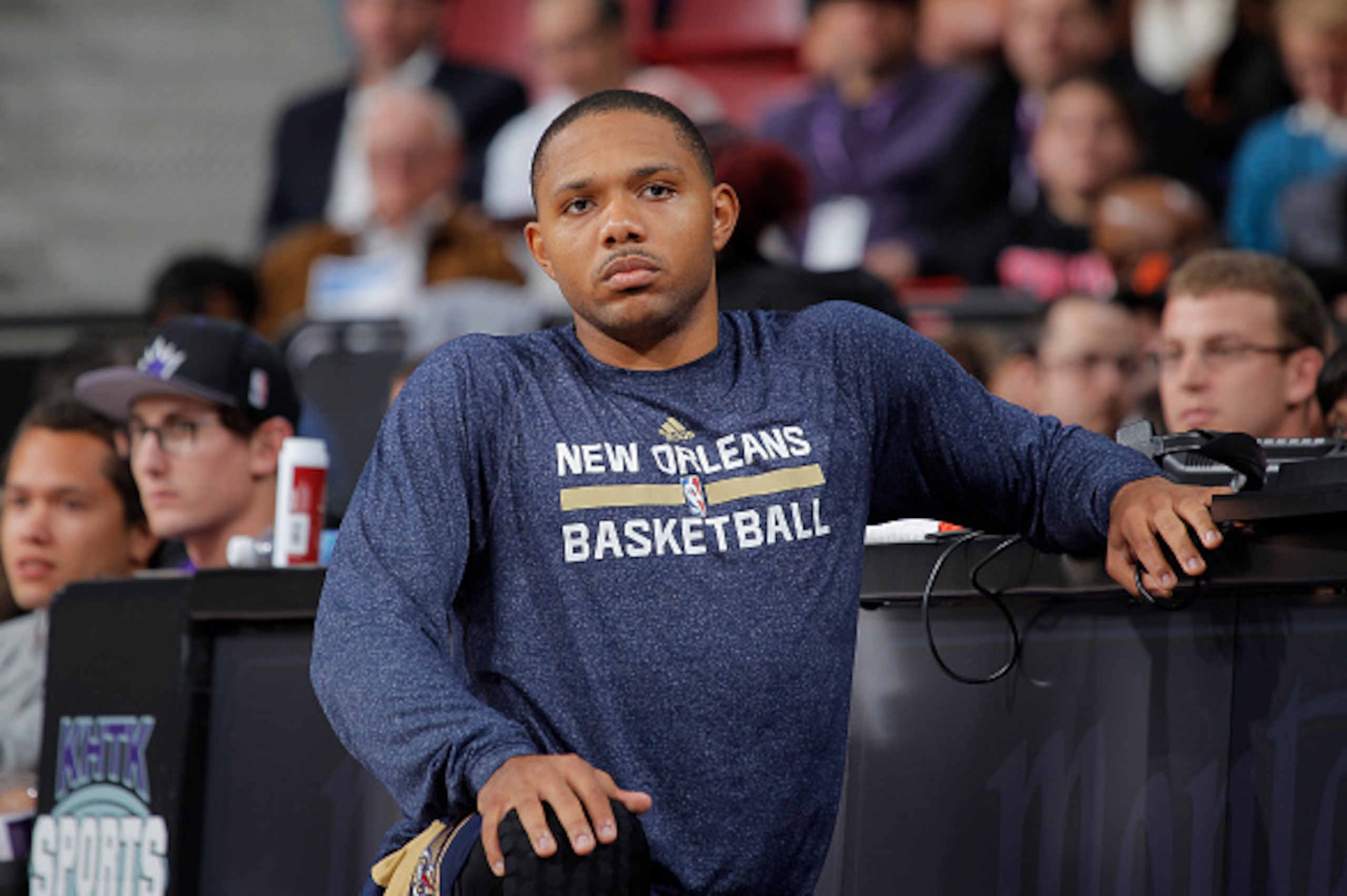 SACRAMENTO, CA - NOVEMBER 18: Eric Gordon #10 of the New Orleans Pelicans waits to enter into the game against the Sacramento Kings on November 18, 2014 at Sleep Train Arena in Sacramento, California. NOTE TO USER: User expressly acknowledges and agrees t