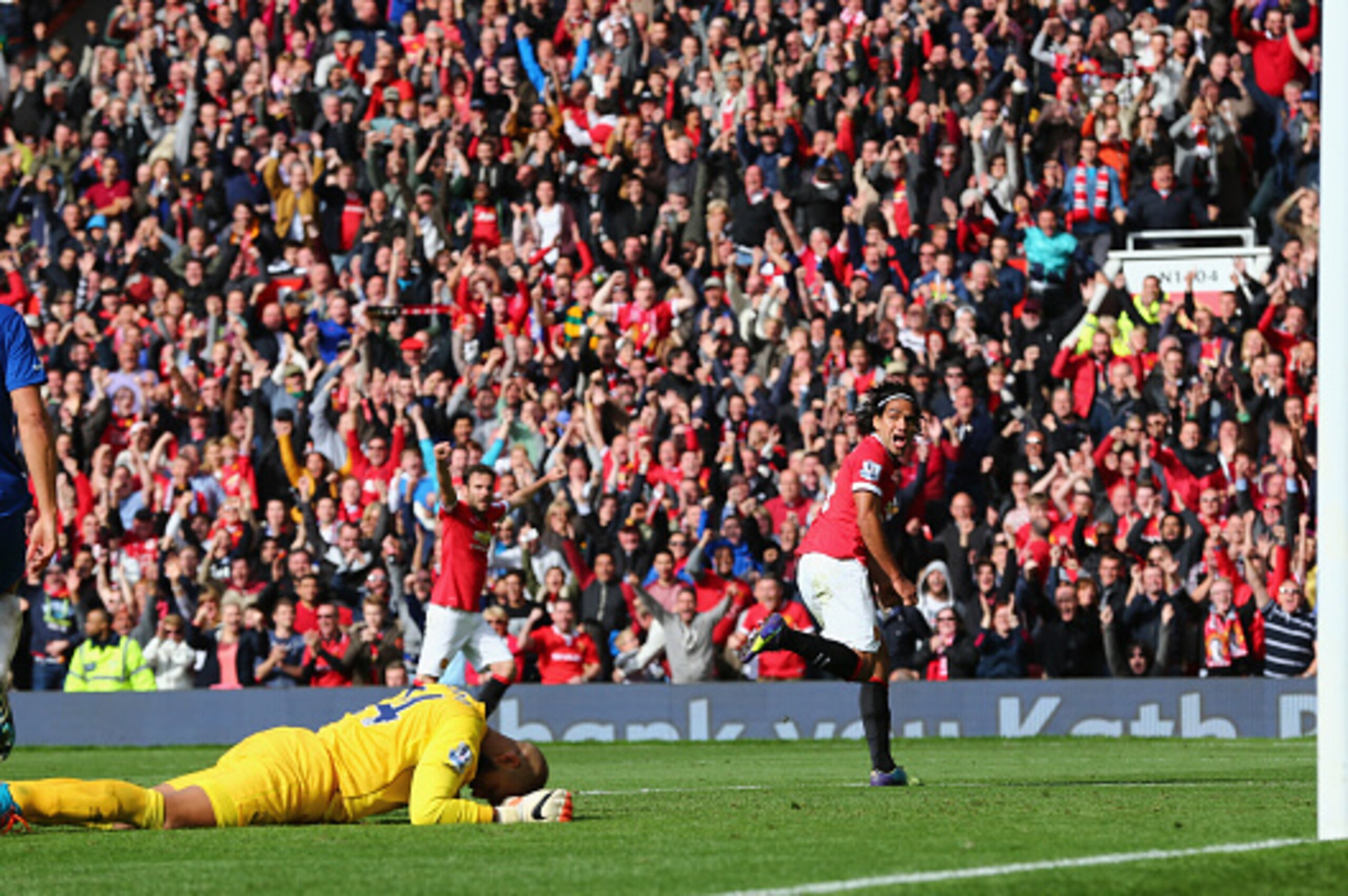 MANCHESTER, ENGLAND - OCTOBER 05:  Radamel Falcao of Manchester United celebrates scoring his team's second goal during the Barclays Premier League match between Manchester United and Everton at Old Trafford on October 5, 2014 in Manchester, England.  (Ph