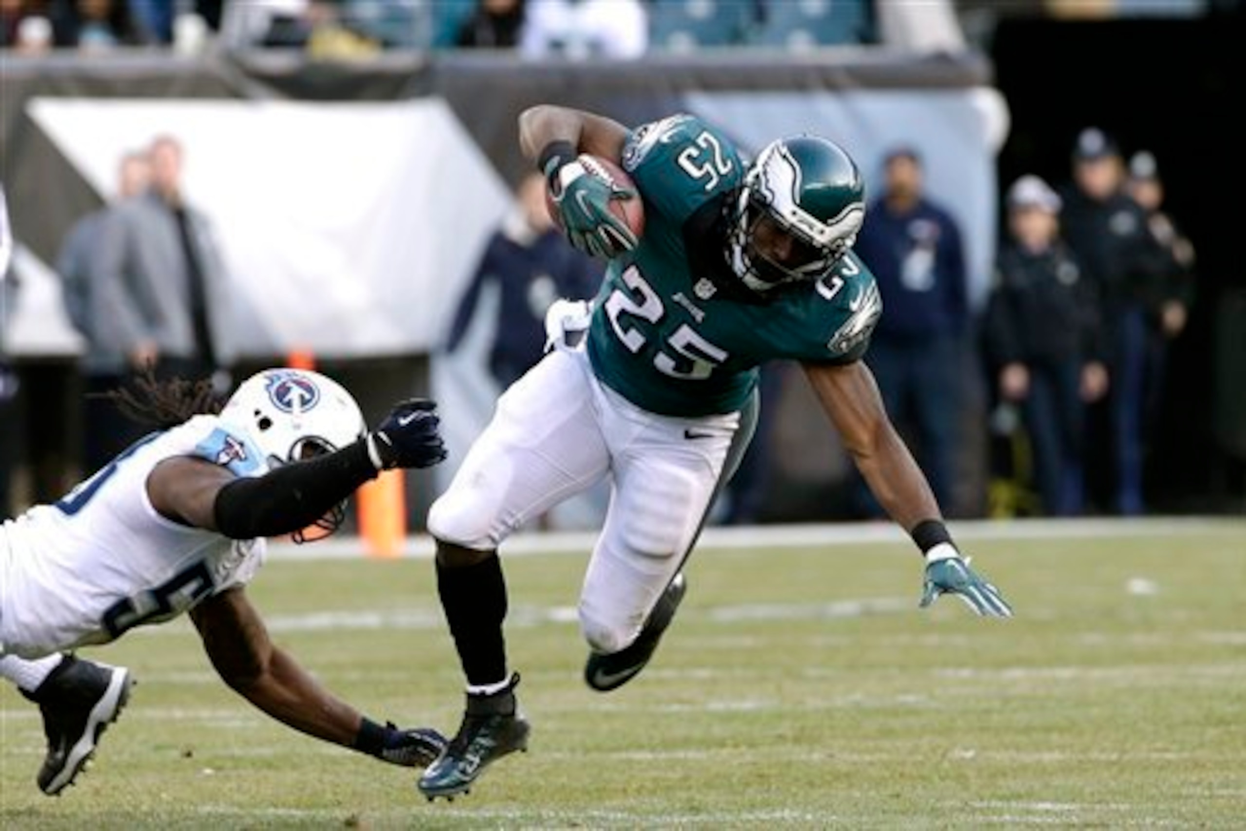 The Cowboys must contain Eagles running back LeSean McCoy on the ground first and limit the play-action passing game.
