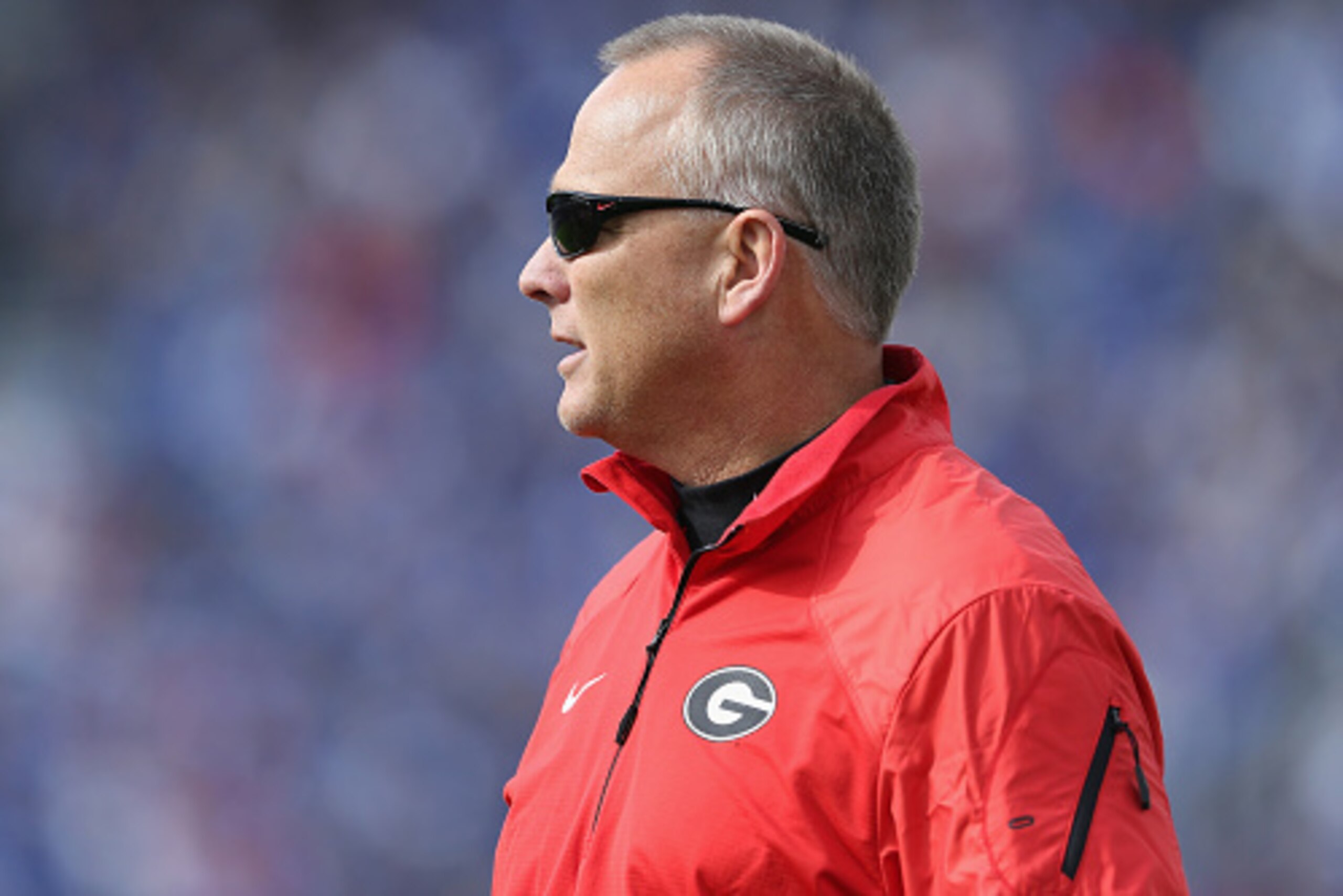 LEXINGTON, KY - NOVEMBER 08:  Mark Richt the head coach of the Georgia Bulldogs gives instructions to his team during the game against the Kentucky Wildcats at Commonwealth Stadium on November 8, 2014 in Lexington, Kentucky.  (Photo by Andy Lyons/Getty Im