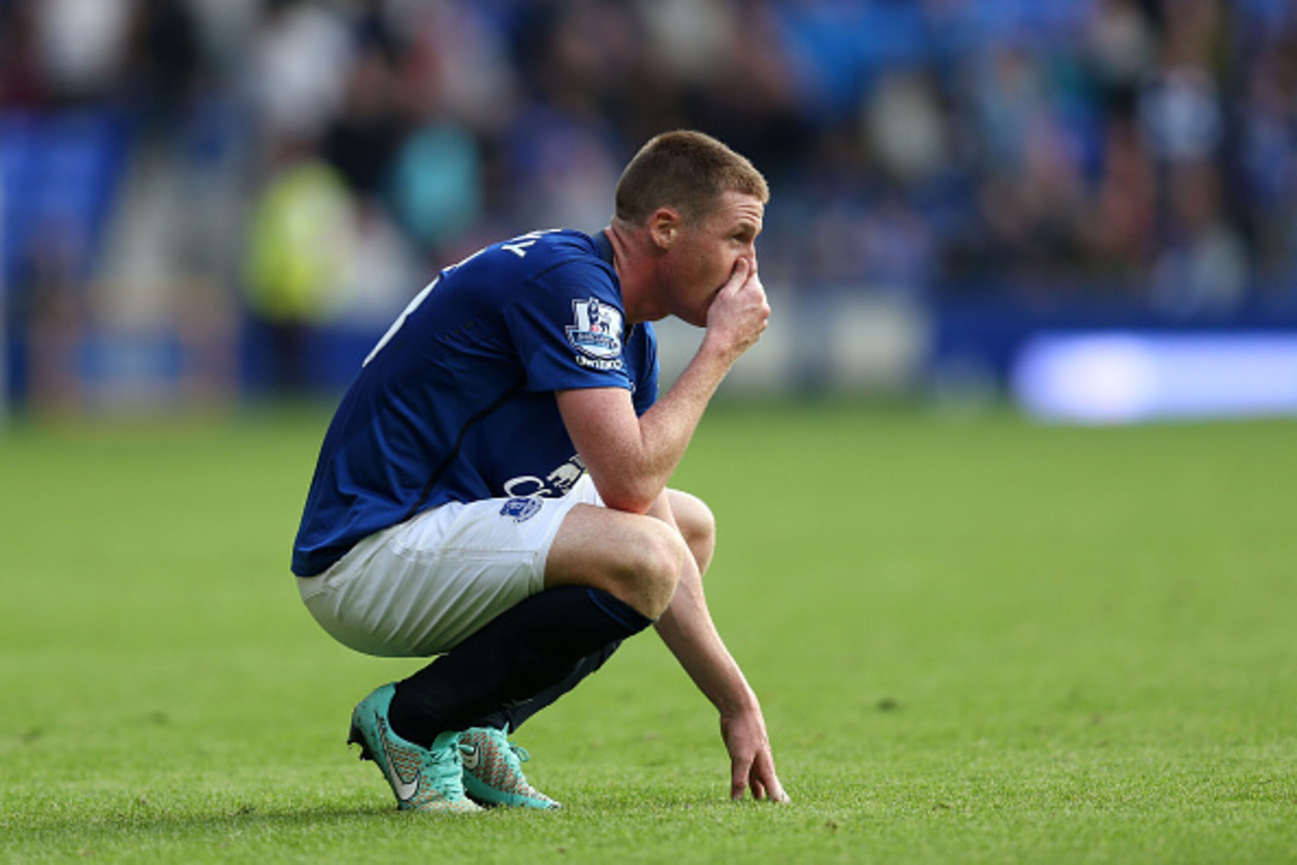 LIVERPOOL, ENGLAND - SEPTEMBER 21:  A dejected James McCarthy of Everton looks on following his team's 3-2 defeat during the Barclays Premier League match between Everton and Crystal Palace at Goodison Park on September 21, 2014 in Liverpool, England.  (P